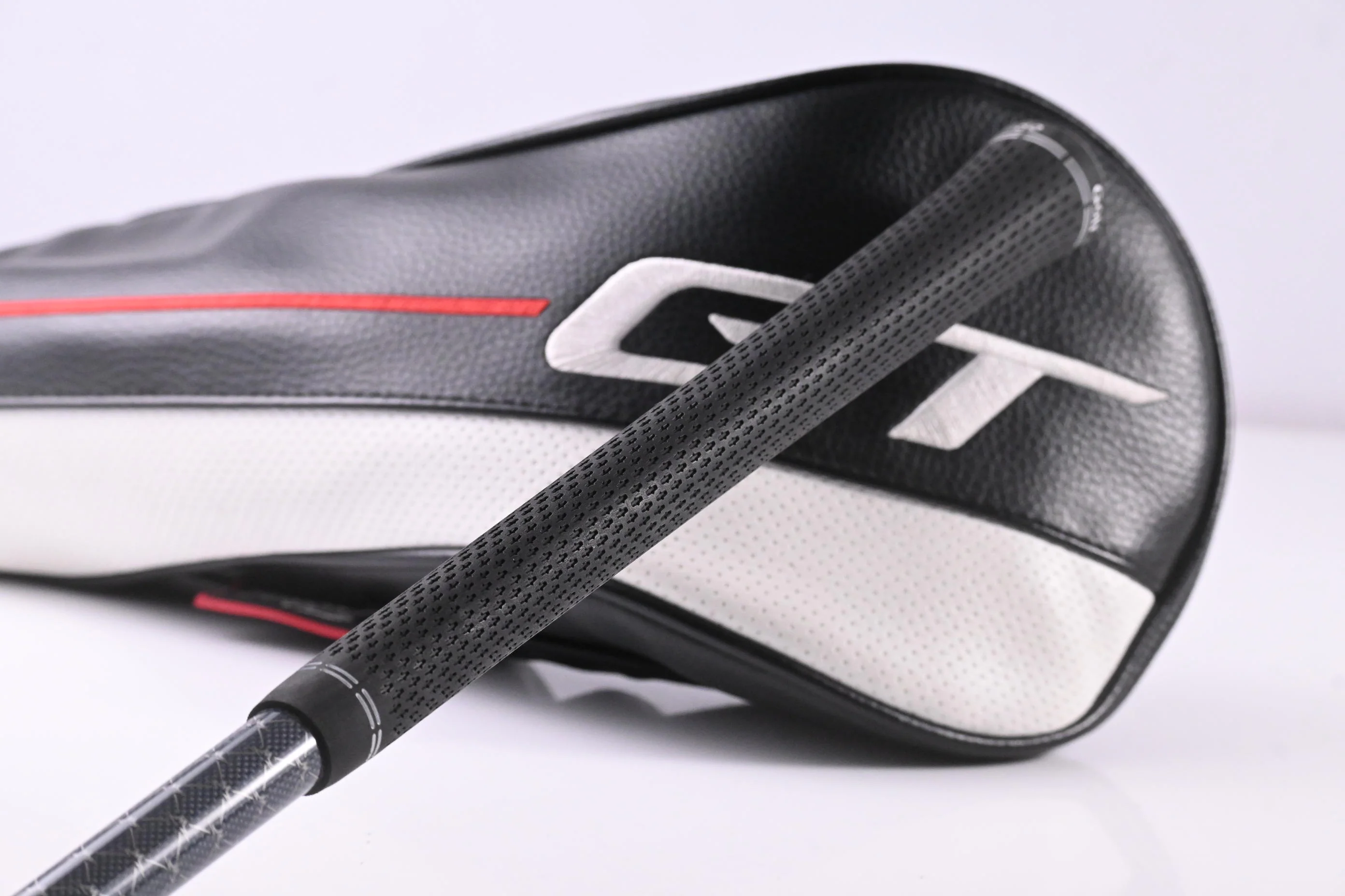 Titleist GT2 Driver / 10 Degree / Stiff Flex Mitsubishi Tensei AV Blue 55 Shaft - Image 8
