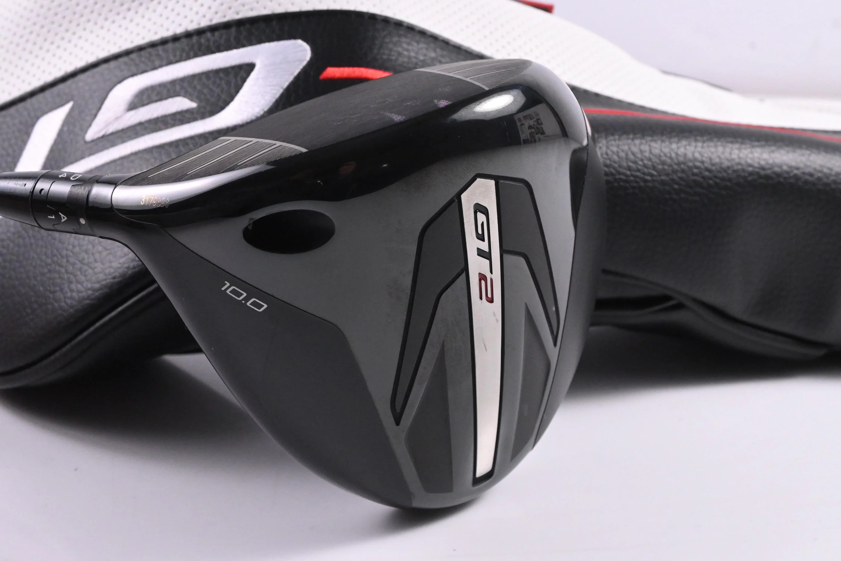 Left Hand Titleist GT2 Driver / 10 Degree /Regular Flex Fujikura Airspeeder 40 Shaft - Image 2