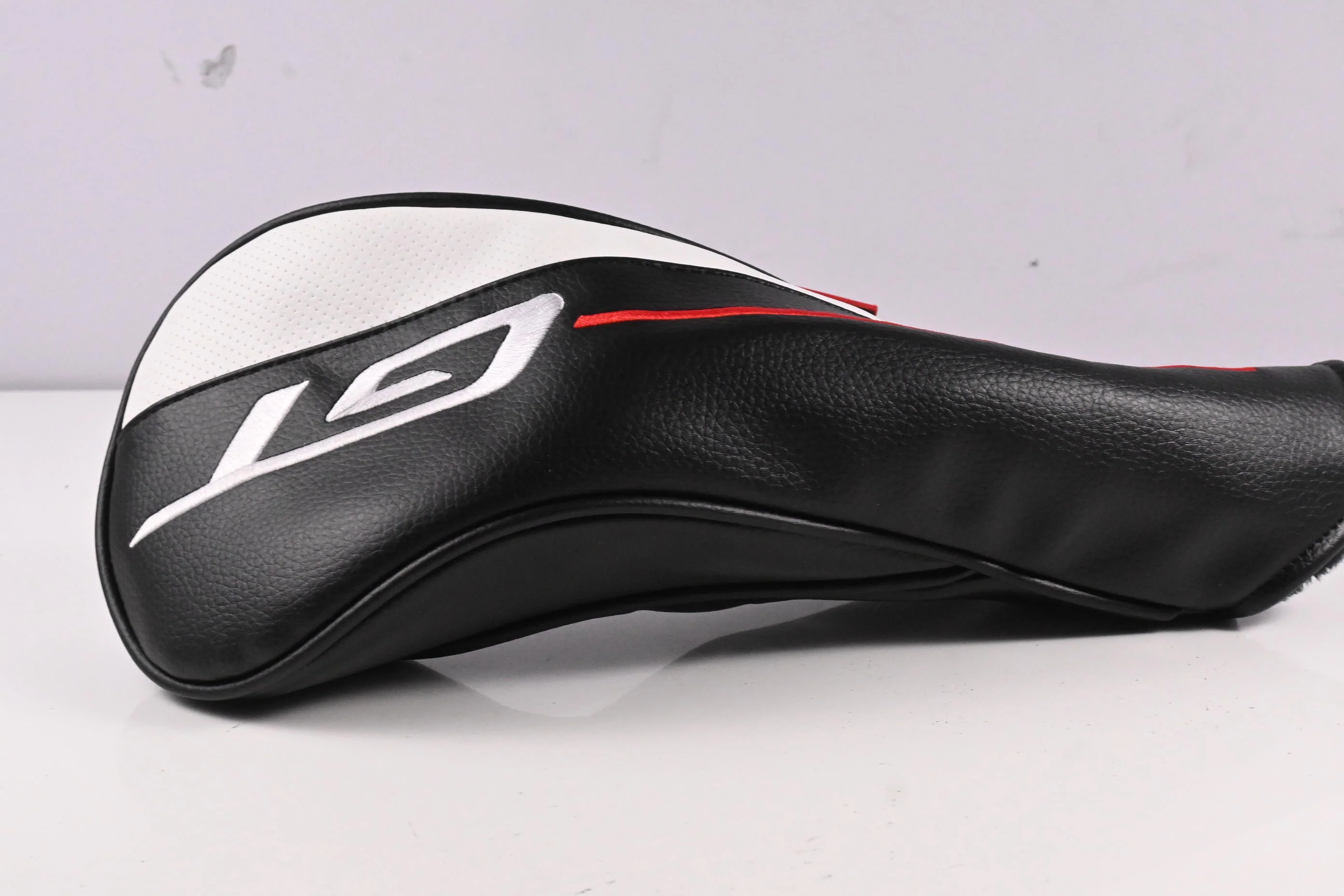 Left Hand Titleist GT2 Driver / 9 Degree / Regular Flex Denali Red 50 Shaft - Image 9