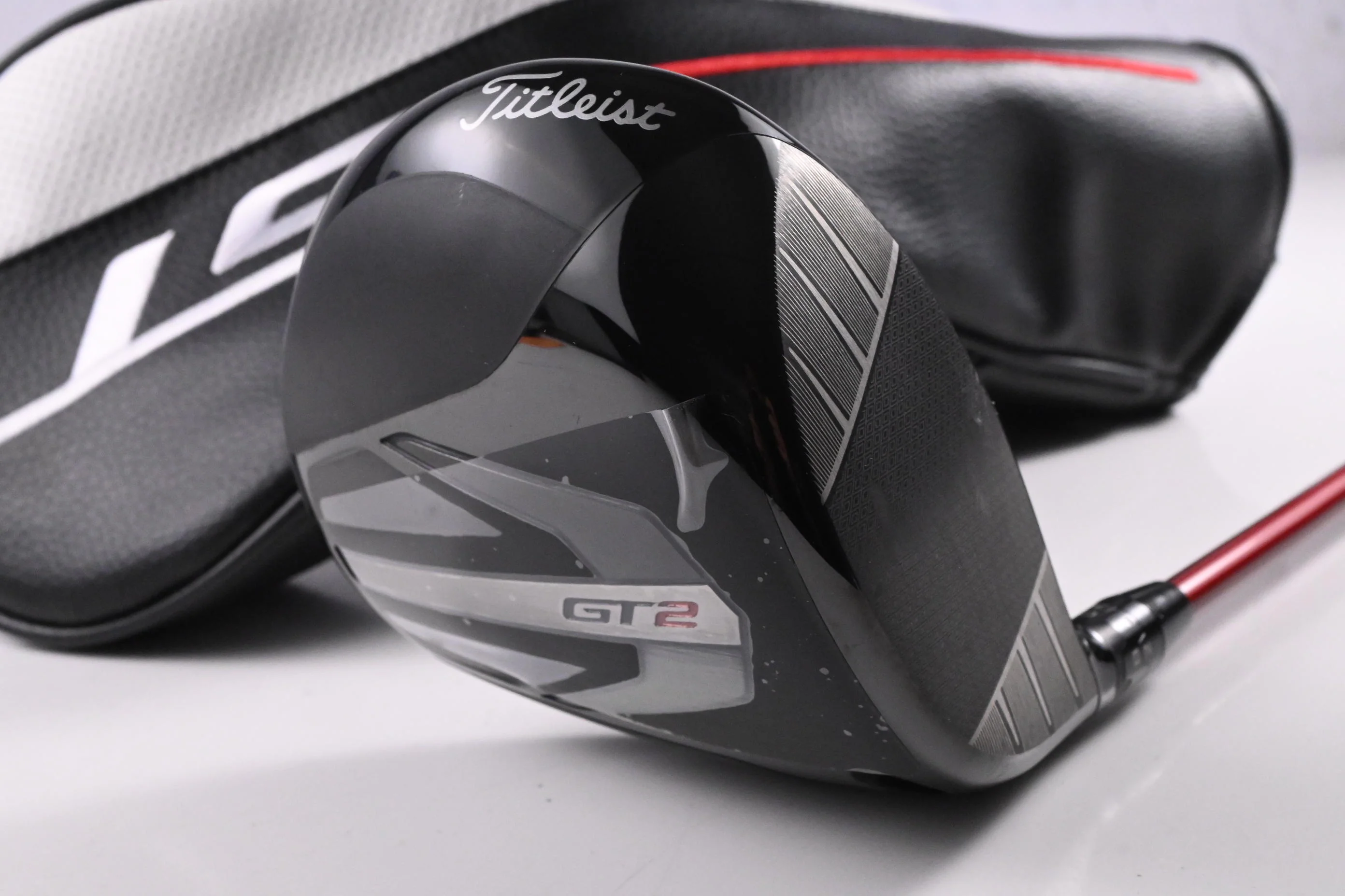 Titleist GT2 Driver / 9 Degree / Regular Flex Denali Red 50 Shaft