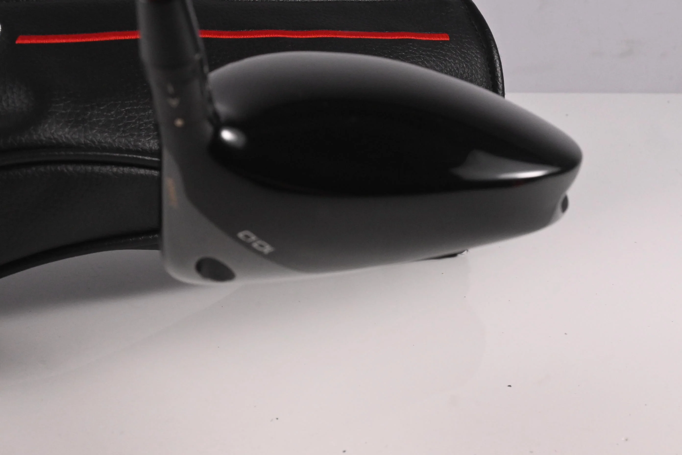 Titleist GT2 Driver / 10 Degree / Regular Flex Denali Red 50 Shaft - Image 5
