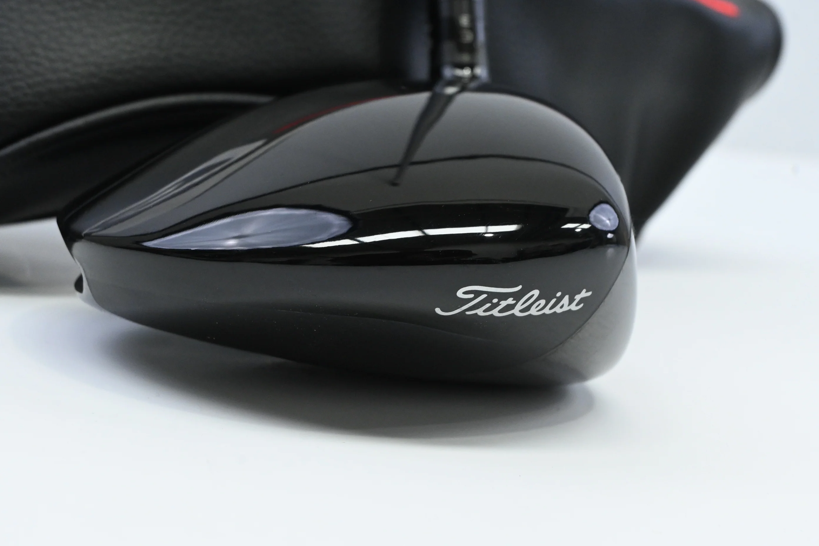 Titleist GT2 Driver / 10 Degree / Regular Flex Tensei 1K Blue 55 Shaft - Image 3