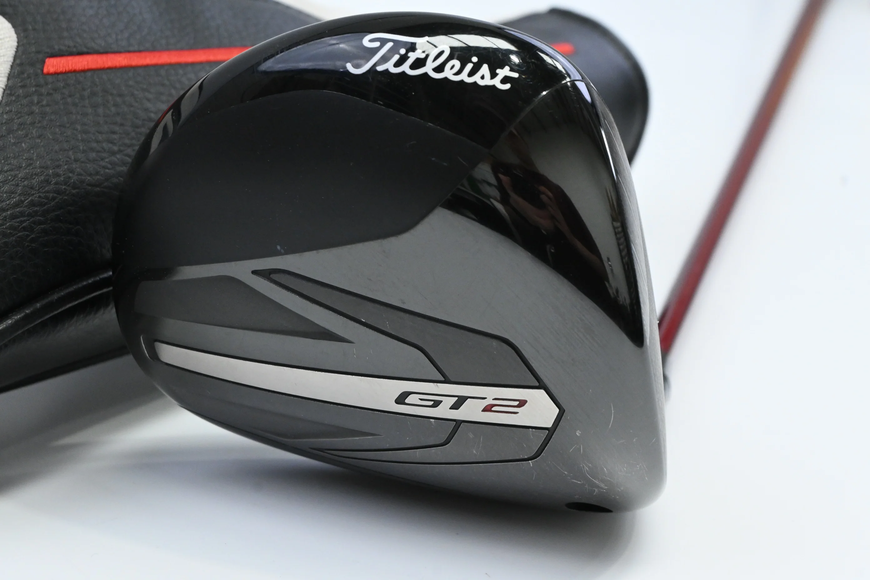 Titleist GT2 Driver / 11 Degree / Regular Flex Denali Red 50 Shaft