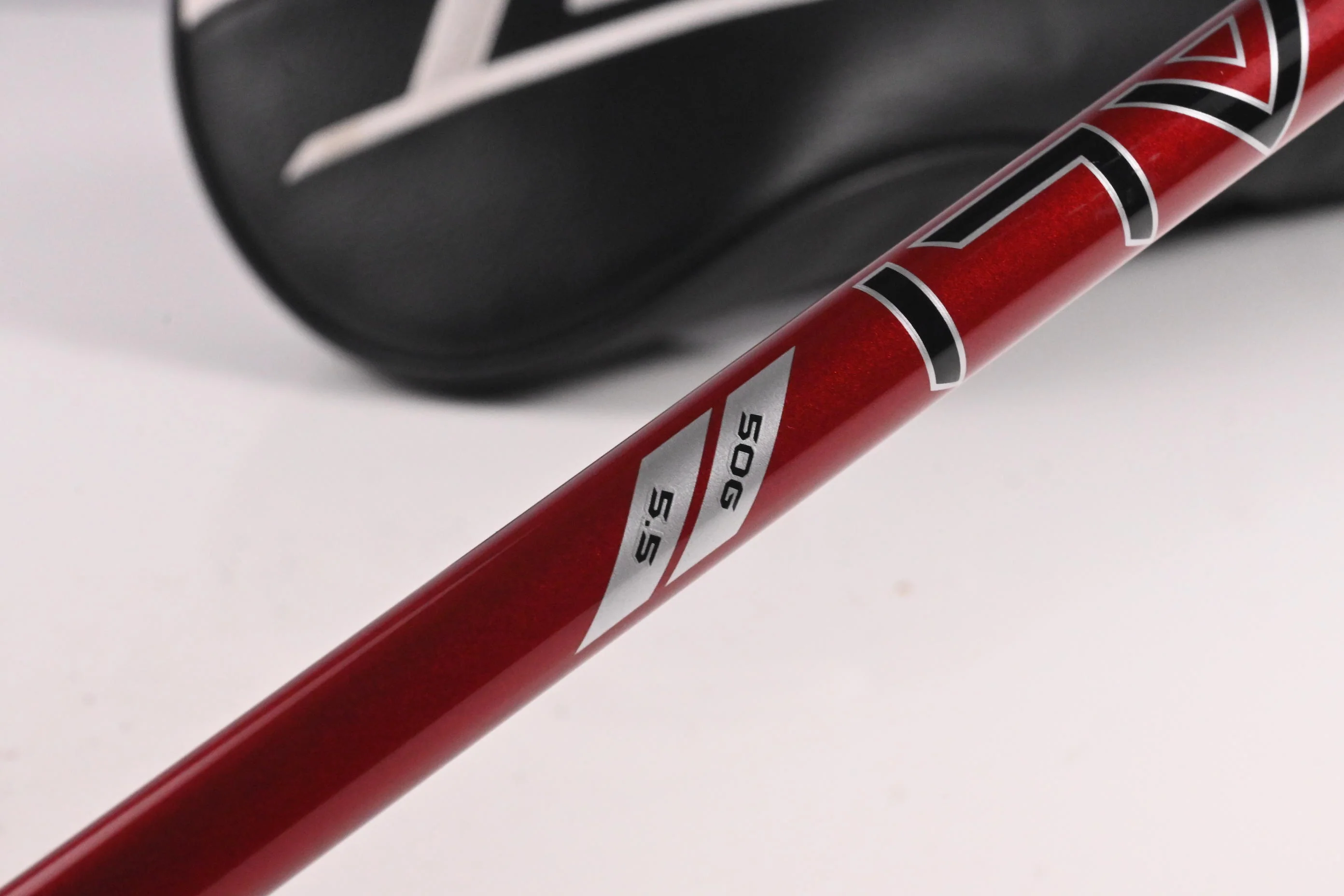 Titleist GT2 Driver / 10 Degree / Regular Flex Denali Red 50 Shaft - Image 6