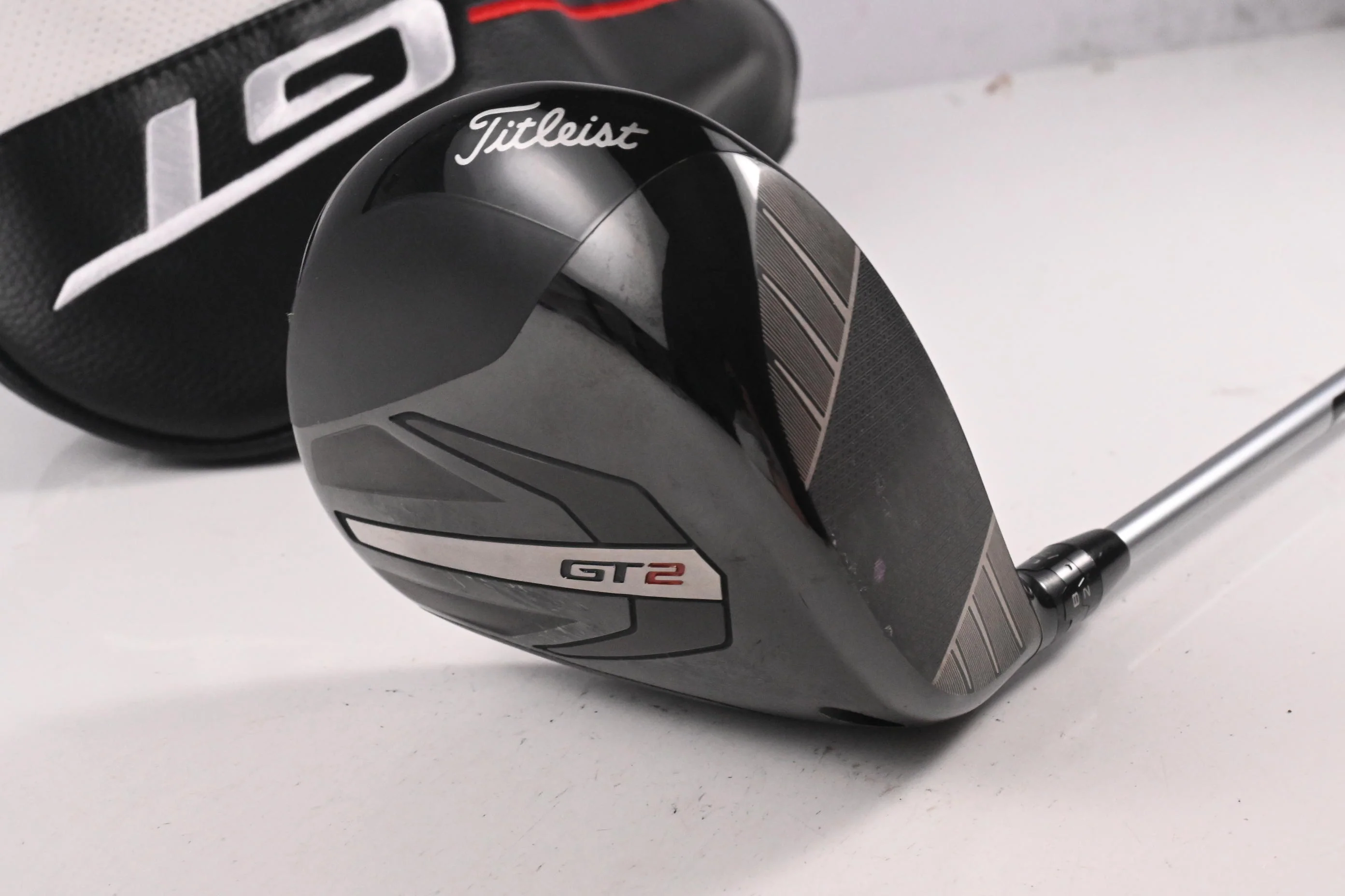 Titleist GT2 Driver / 10 Degree / Regular Flex Fujikura Air Speeder 40 Shaft
