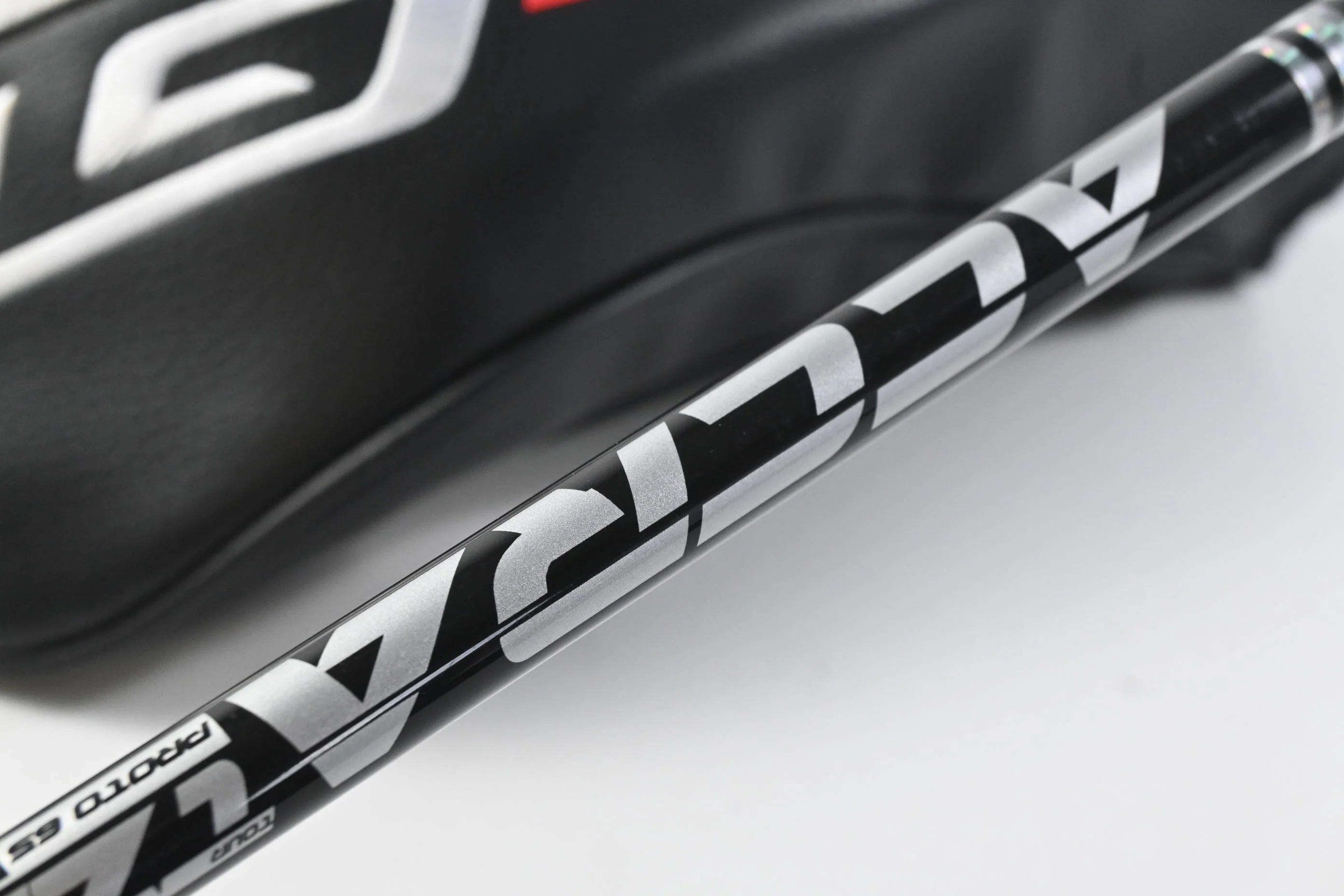 Titleist GT2 Driver / 10 Degree / Stiff Flex Accra TZ6 Proto 65 Shaft - Image 6