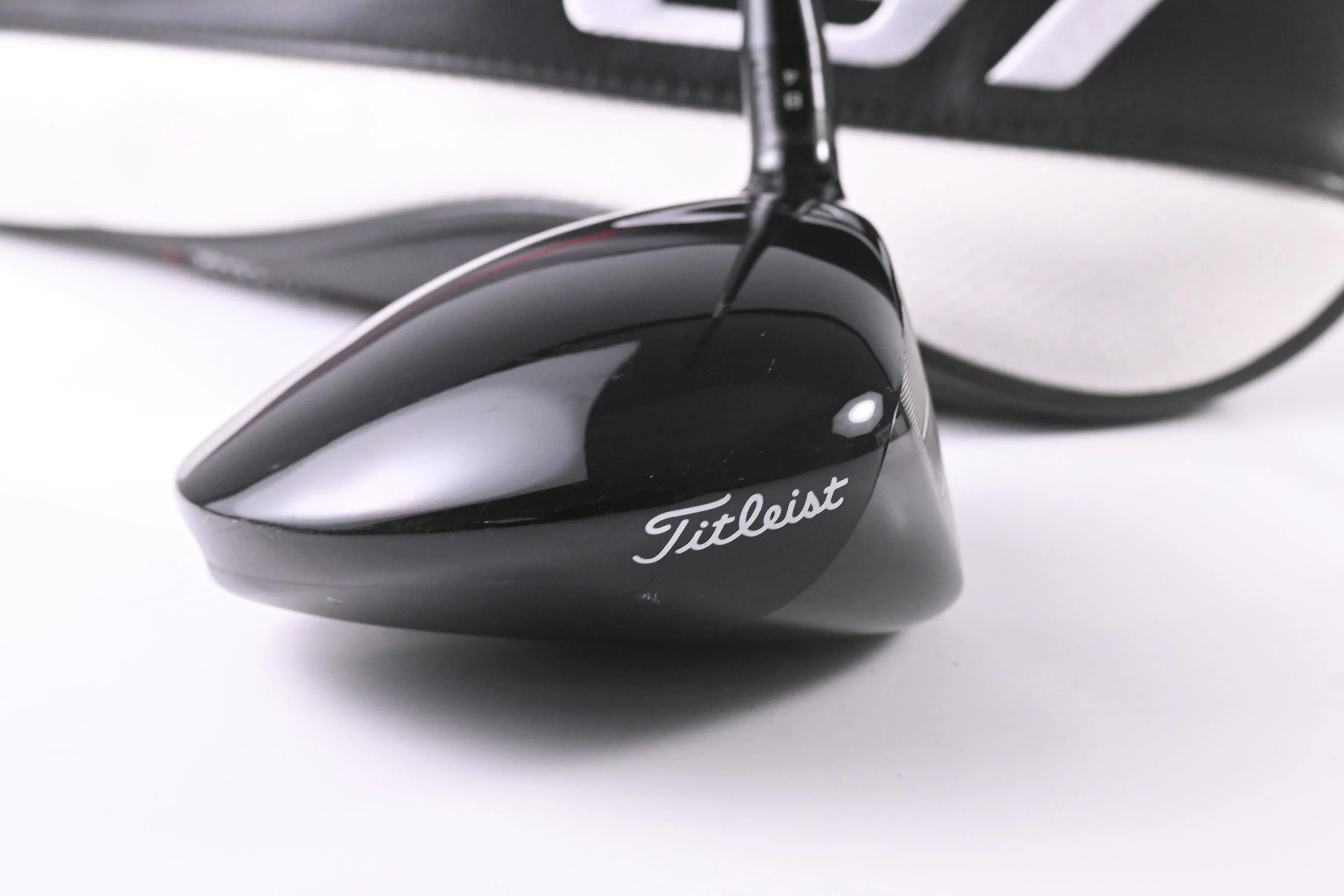 Titleist GT2 Driver / 9 Degree / Regular Flex Mitsubishi Tensei 1K Blue 55 Shaft - Image 3