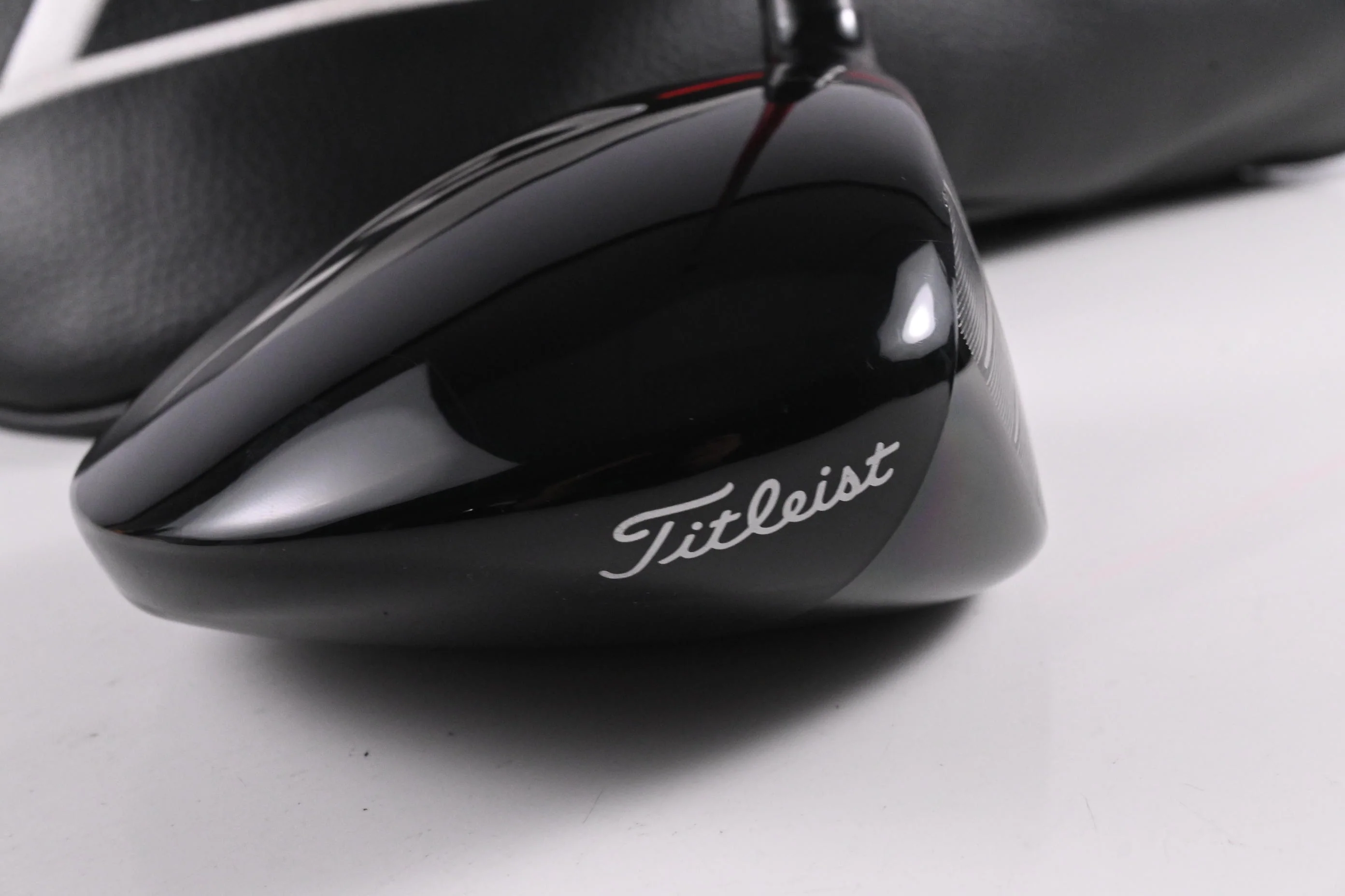 Titleist GT2 Driver / 9 Degree / Stiff Flex Denali Red 50 Shaft - Image 3