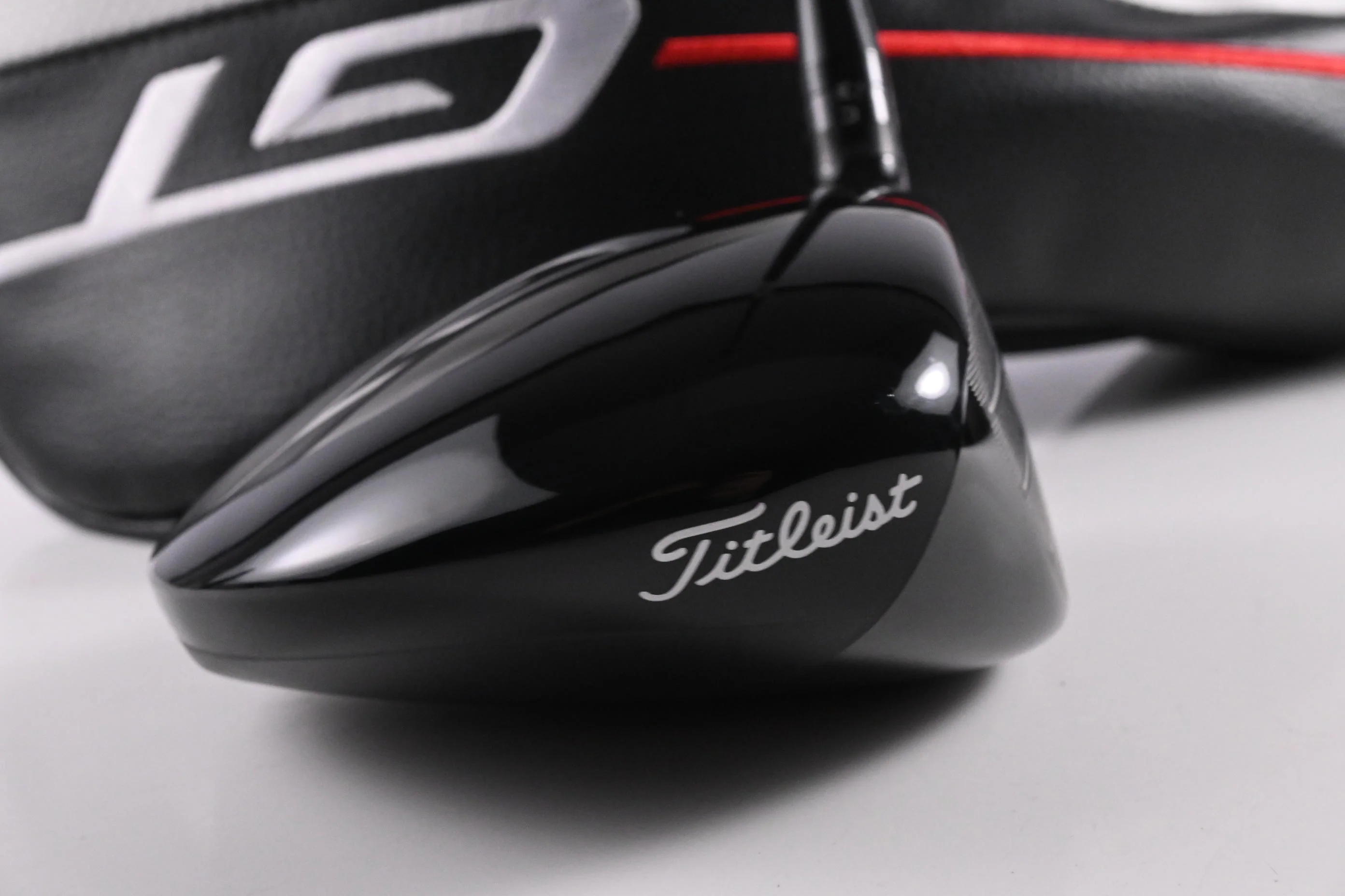 Titleist GT2 Driver / 9 Degree / Stiff Flex Mitsubishi Tensei 1K Blue 55 Shaft - Image 3