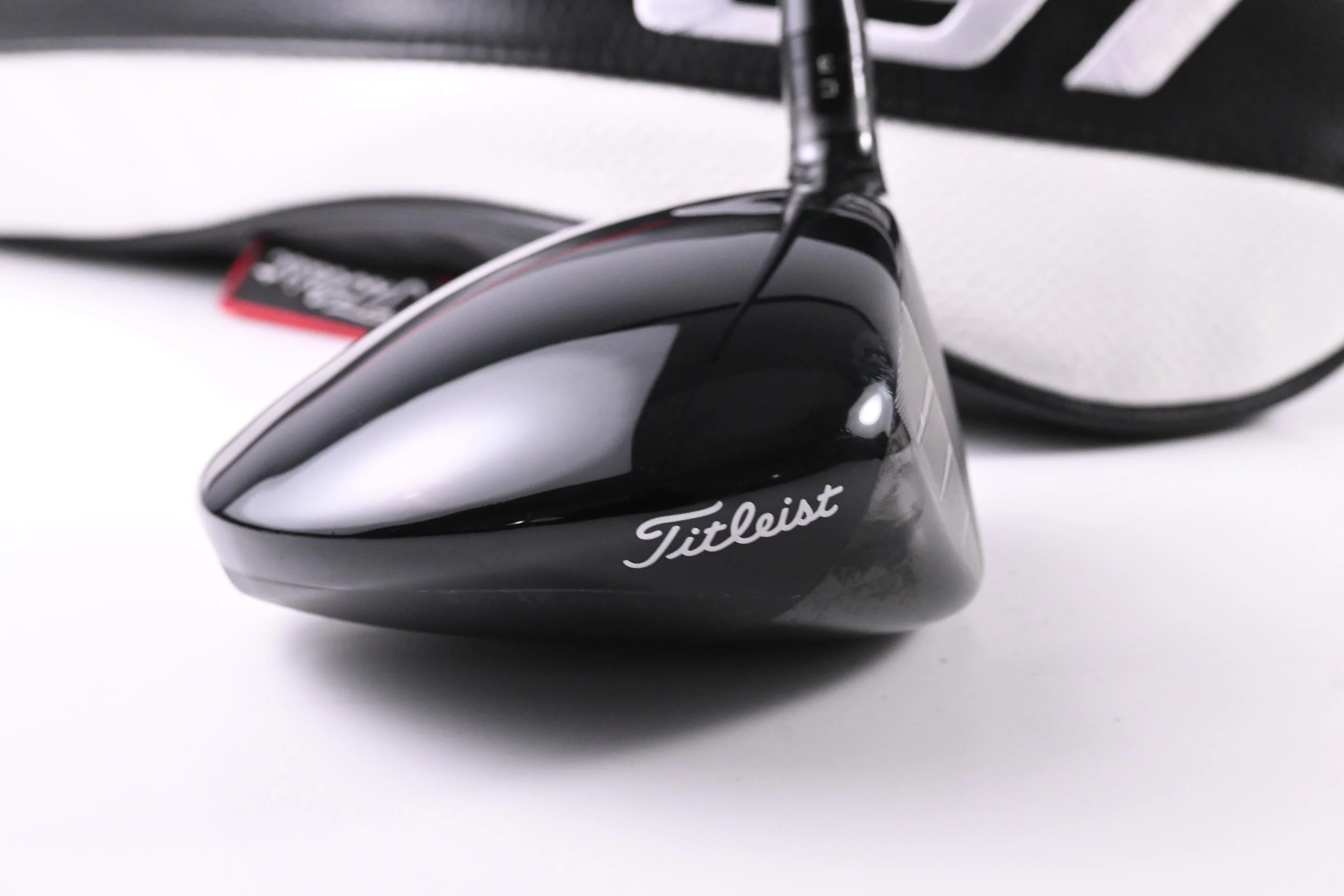 Titleist GT2 Driver / 9 Degree / Stiff Flex Mitsubishi Tensei 1K Blue 55 Shaft - Image 3