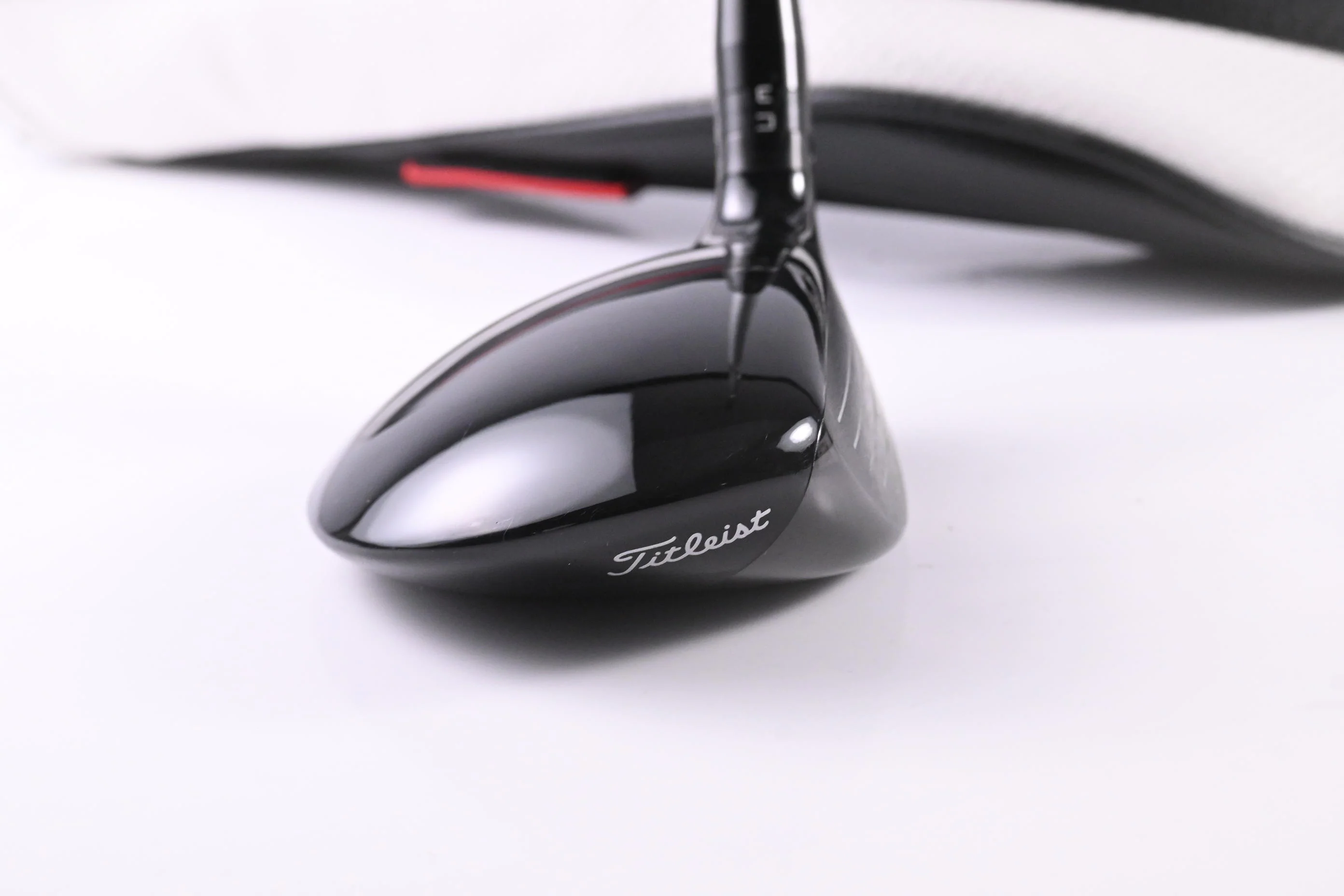 Titleist GT2 #5 Wood / 18 Degree / Regular Flex MMT Speedmesh 40 Shaft - Image 3