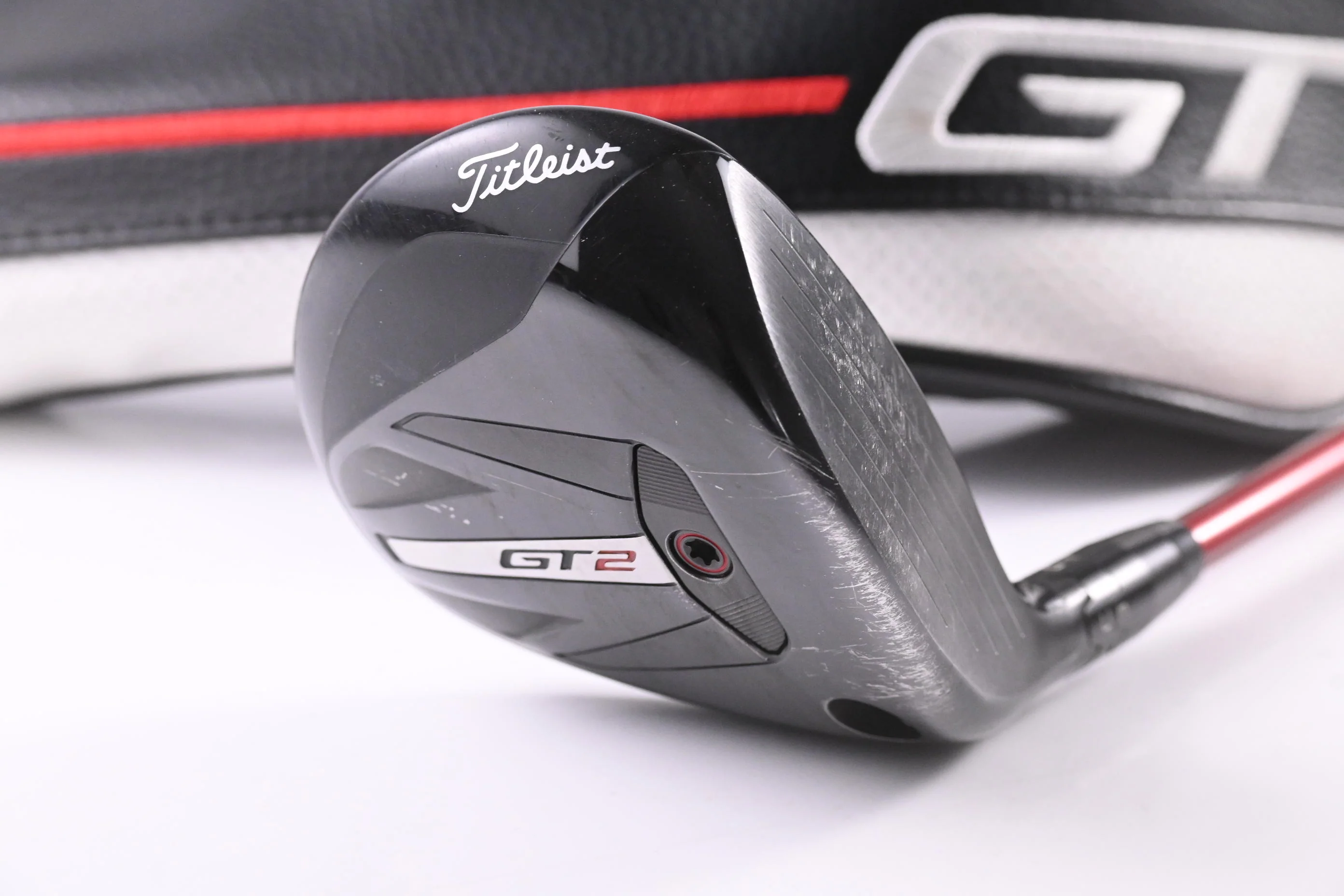 Titleist GT2 #5 Wood / 18 Degree / Regular Flex Project X Denali Red 60 Shaft