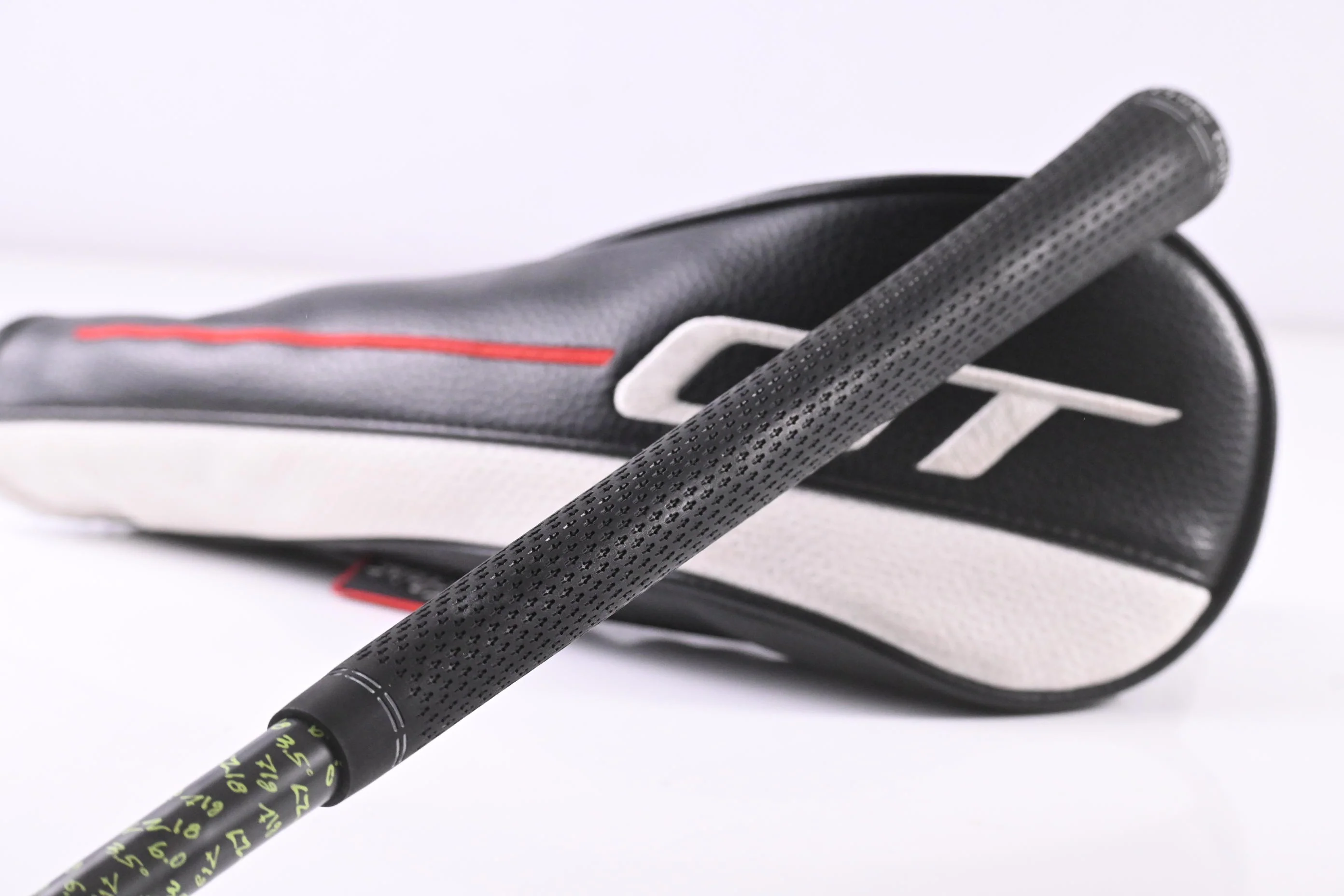 Titleist GT2 #5 Wood / 18 Degree / Stiff Flex Project X Hand Crafted LZ18 Shaft - Image 8