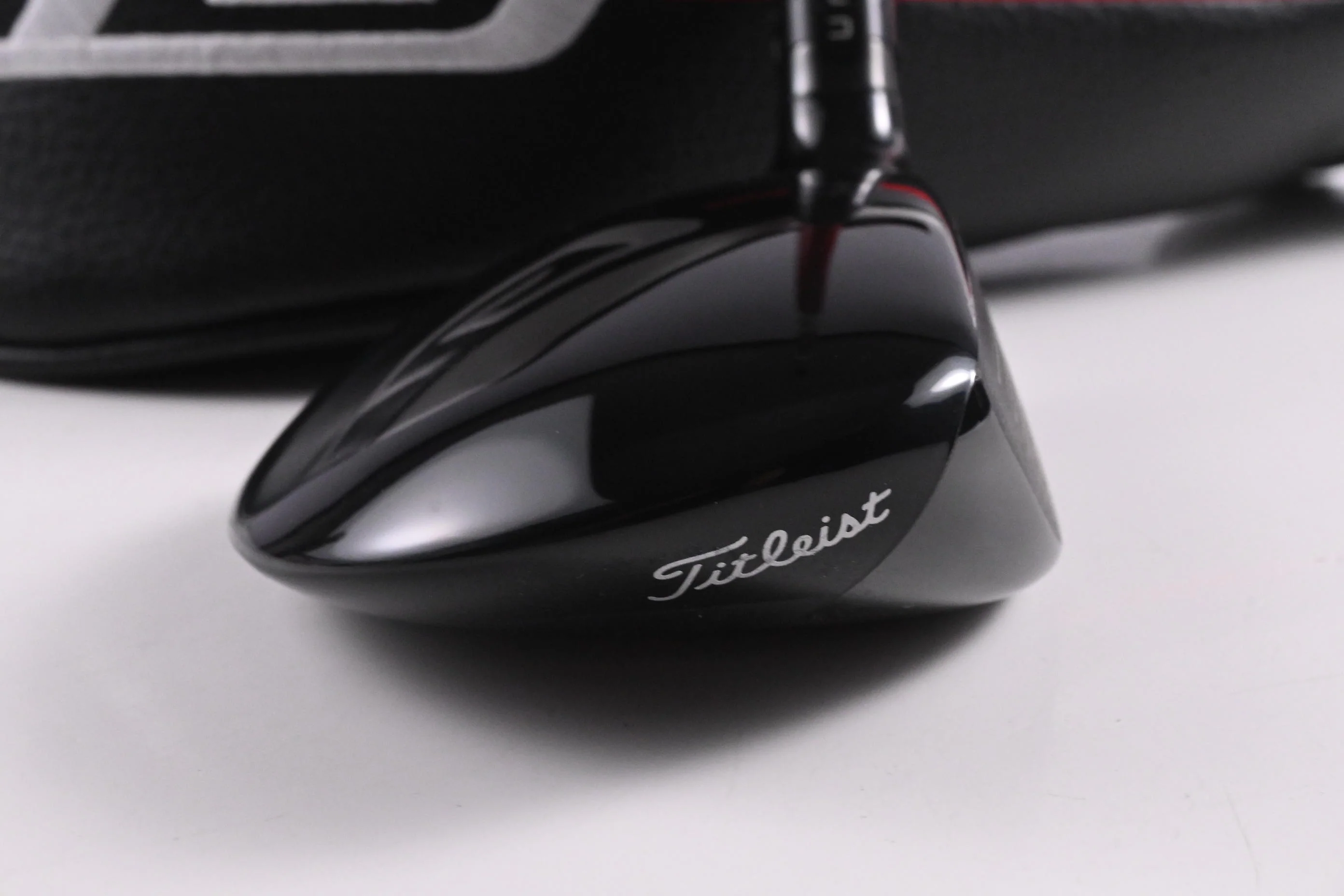 Titleist GT2 #5 Wood / 18 Degree / Regular Flex Denali Red 60 Shaft - Image 3