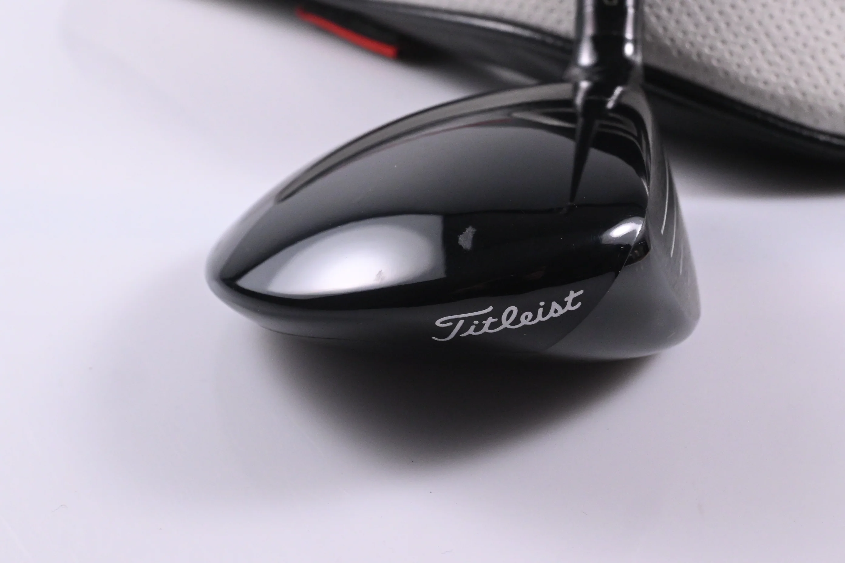 Titleist GT2 #3 Wood / 16.5 Degree / Stiff Flex HZRDUS Black 70 Shaft - Image 3