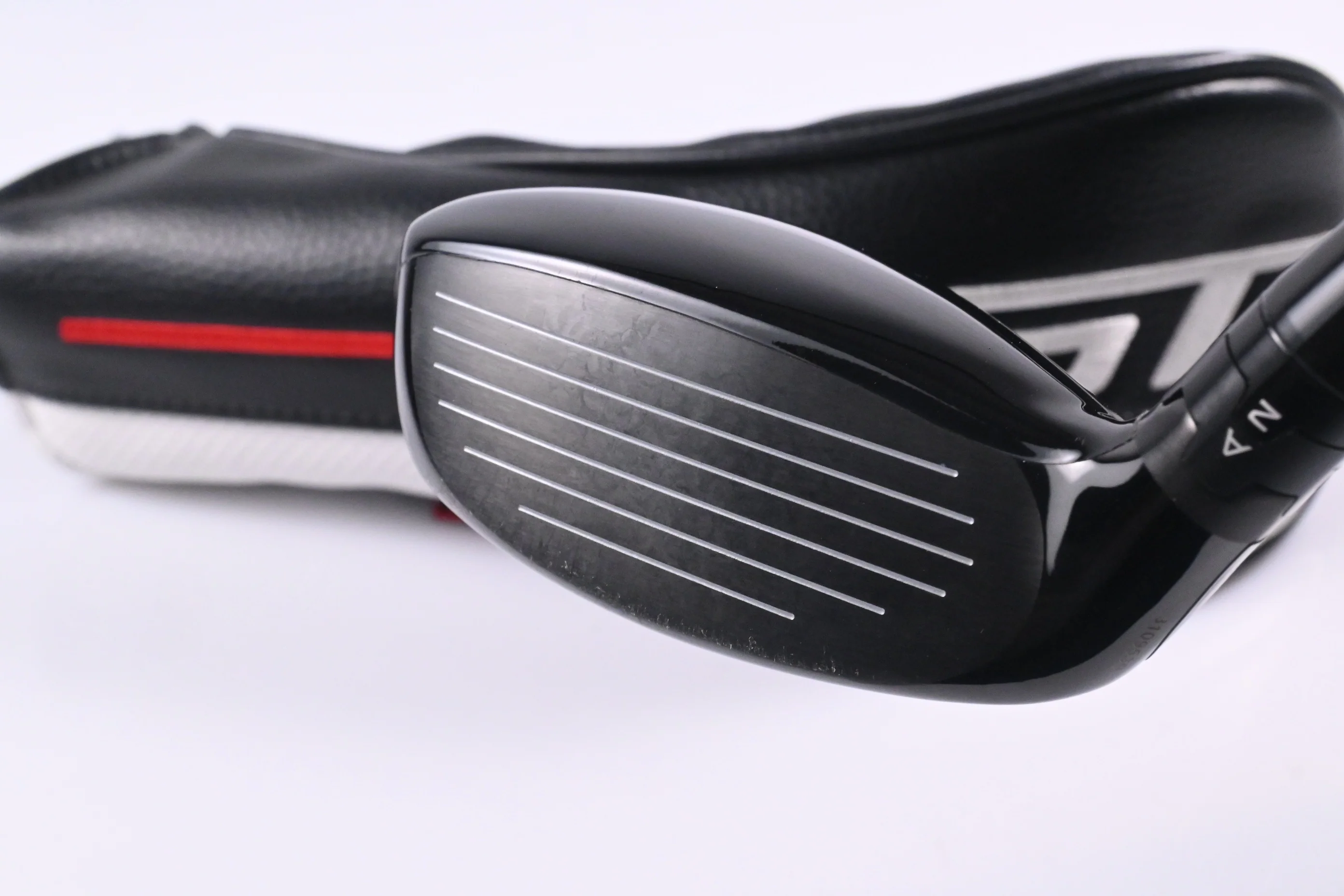 Titleist GT2 #3 Hybrid / 18 Degree / Stiff Flex Tensei 1K Blue 65 Shaft - Image 4