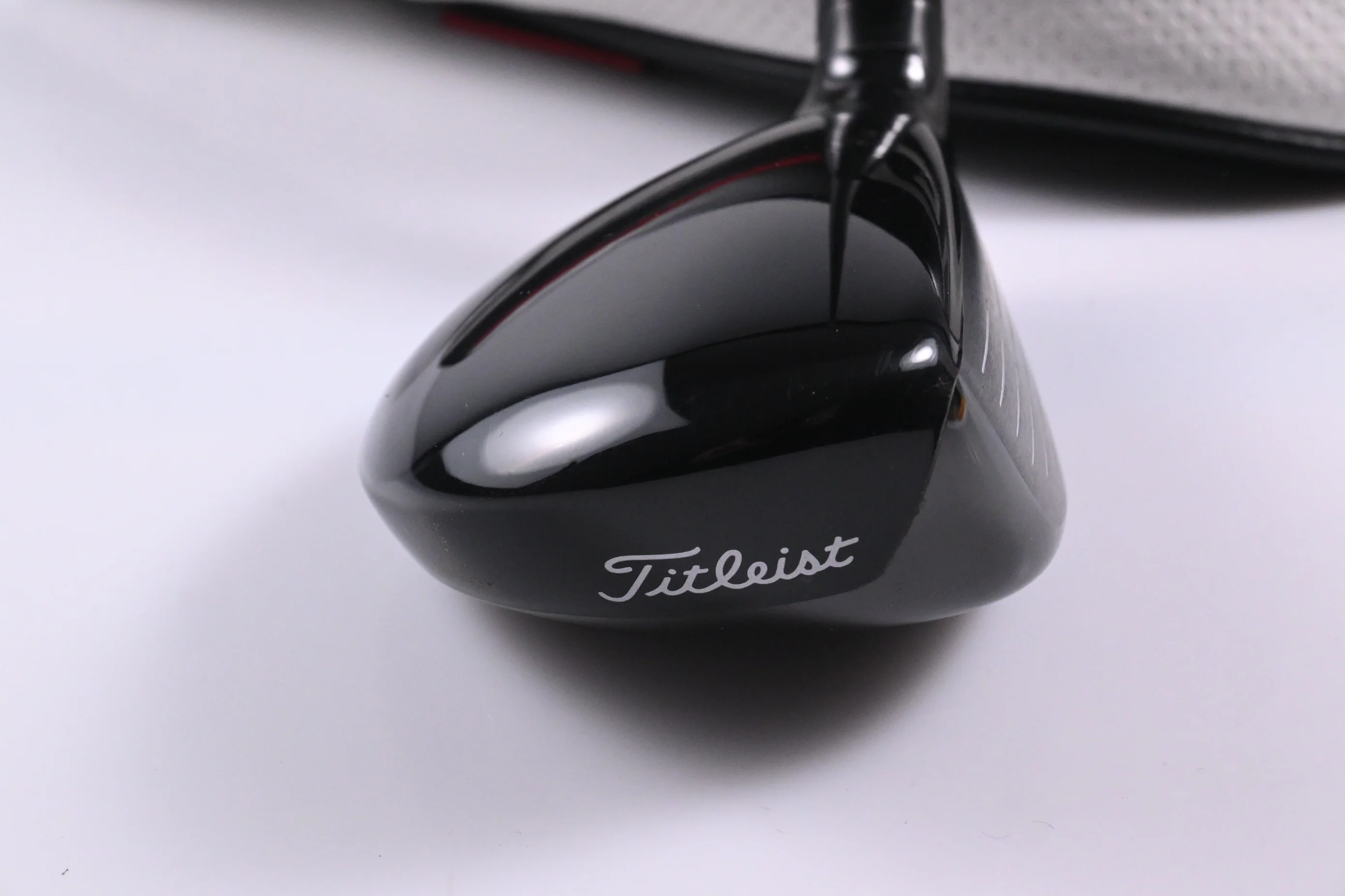 Titleist GT2 #4 Hybrid / 21 Degree / Stiff Flex Tensei 1K Blue 65 Shaft - Image 3