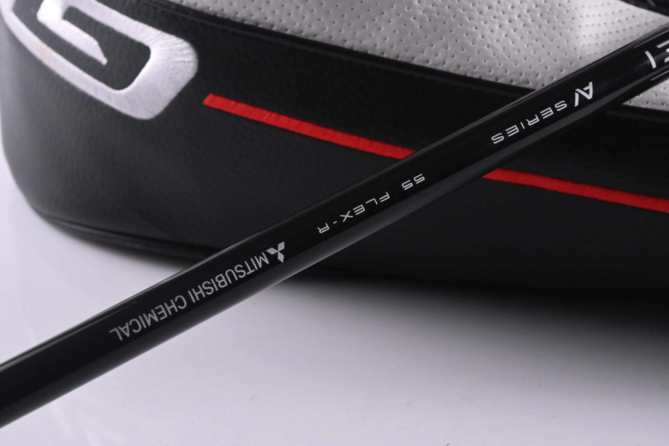 Titleist GT3 Driver / 9 Degree / Regular Flex Tensei AV Blue 55 Shaft w/ SFW - Image 6