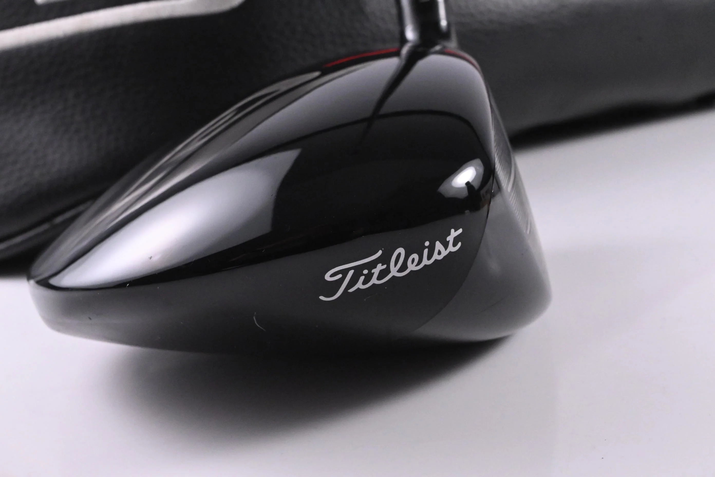 Titleist GT3 Driver / 10 Degree / Regular Flex Tensei AV Blue 55 SFW Shaft - Image 3