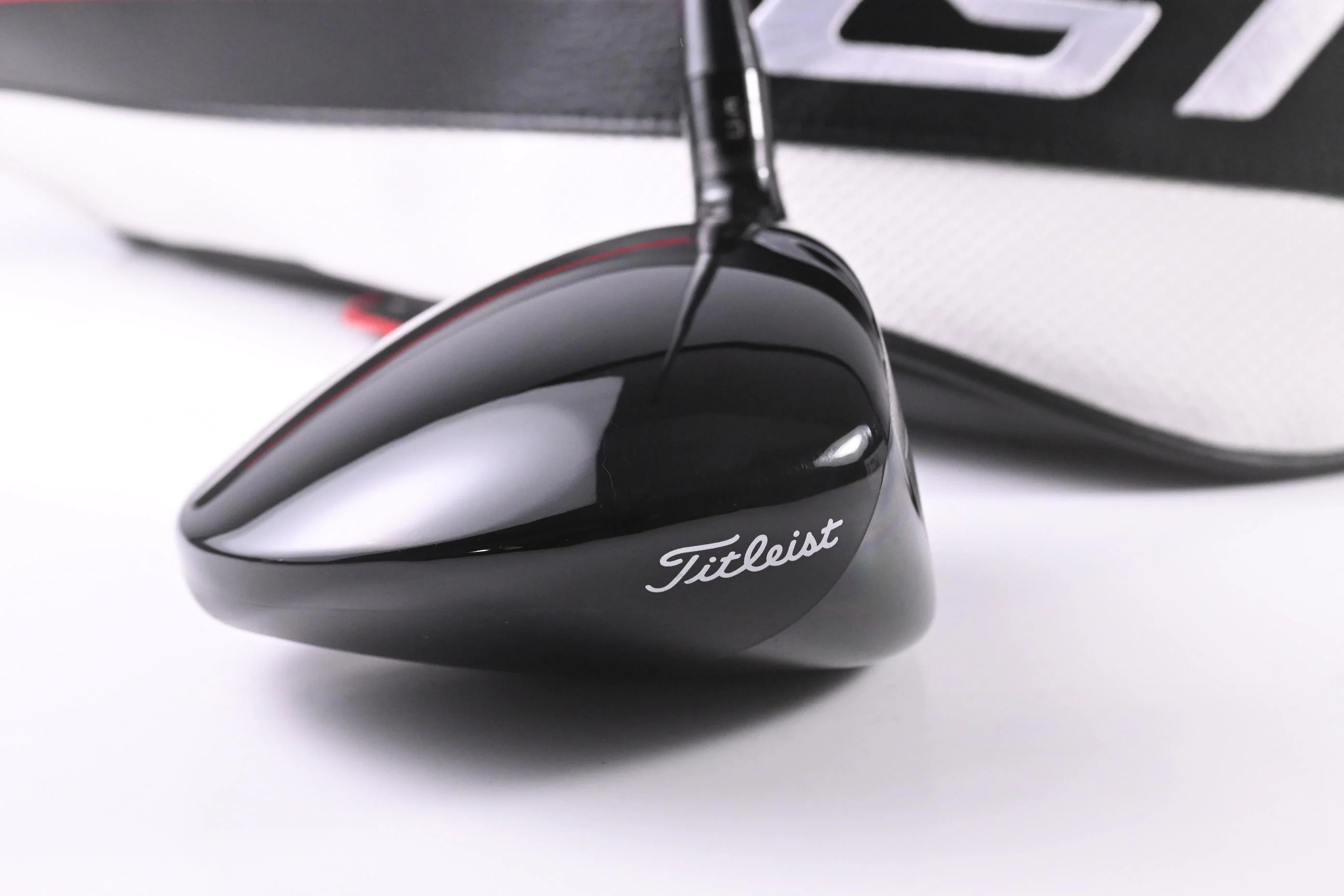Titleist GT3 Driver / 9 Degree / Stiff Flex Tour AD XC-6 Shaft - Image 3