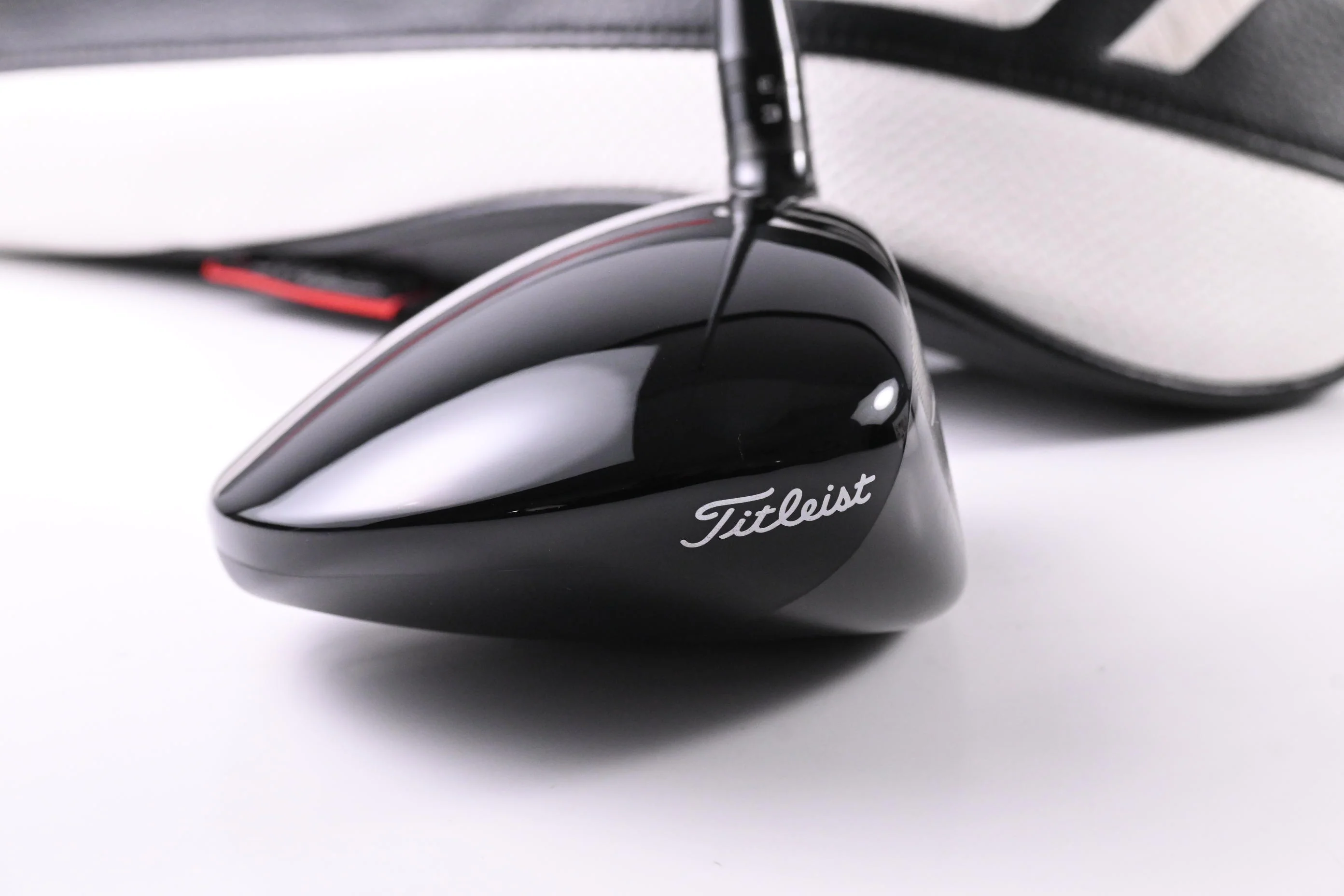Titleist GT3 Driver / 9 Degree / Stiff Flex Project X Denali Charcoal 60 Shaft - Image 3