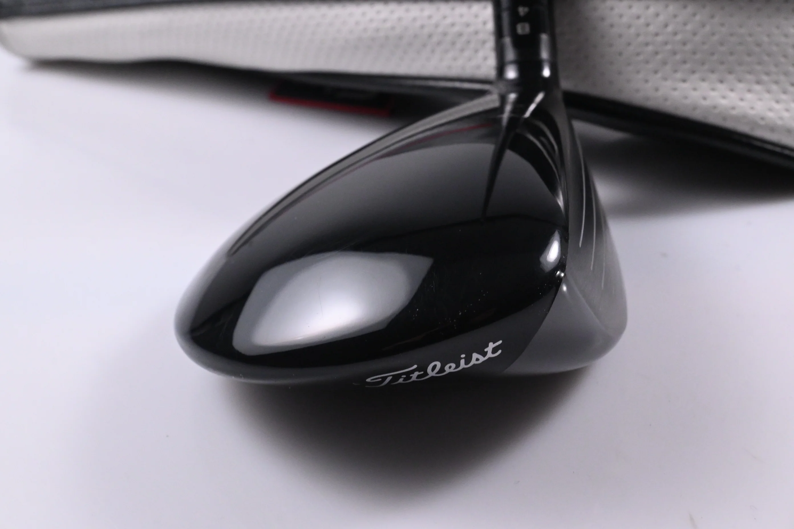 Titleist GT3 #3 Wood / 16.5 Degree / Stiff Flex HZRDUS Black 70 Shaft - Image 3
