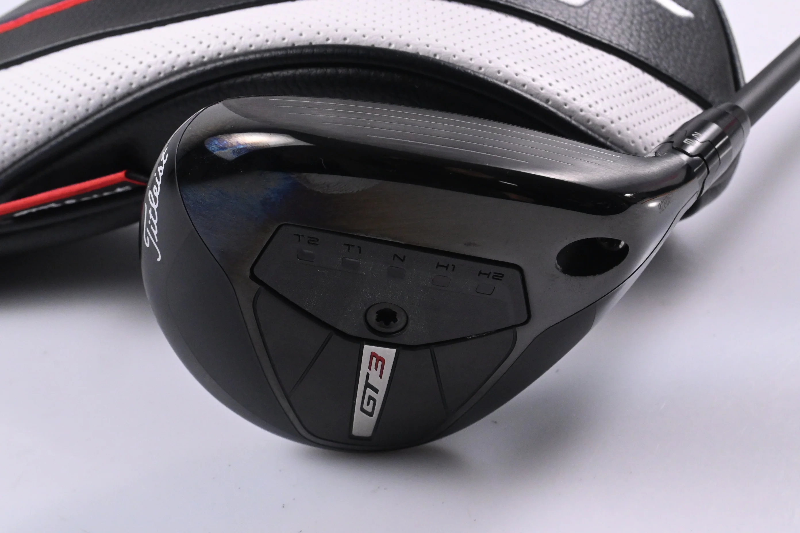 Titleist GT3 #3 Wood / 16.5 Degree / X-Flex HZRDUS Black 70 Shaft - Image 2