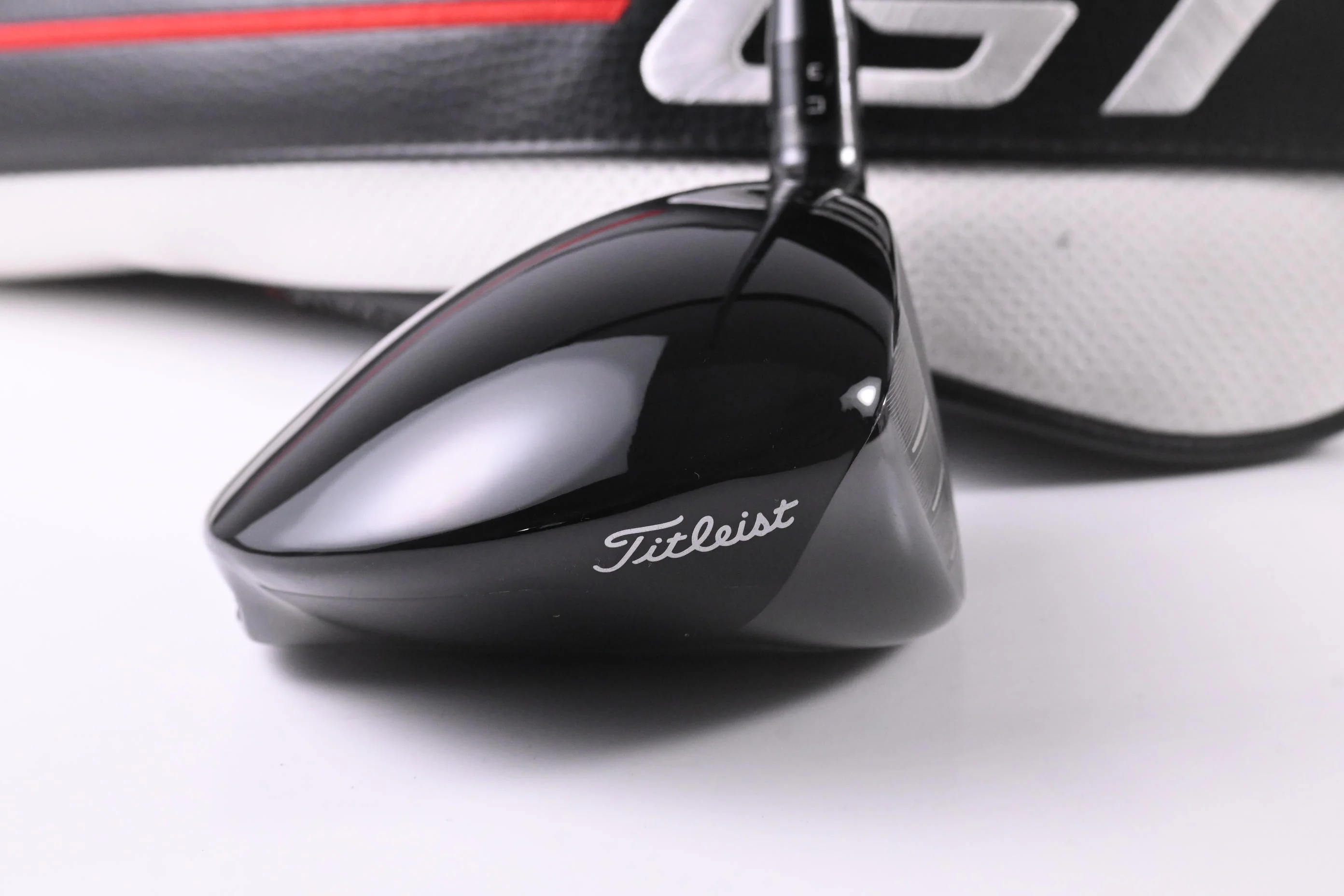 Titleist GT4 Driver / 9 Degree / Stiff Flex Tensei AV White 65 Shaft - Image 3