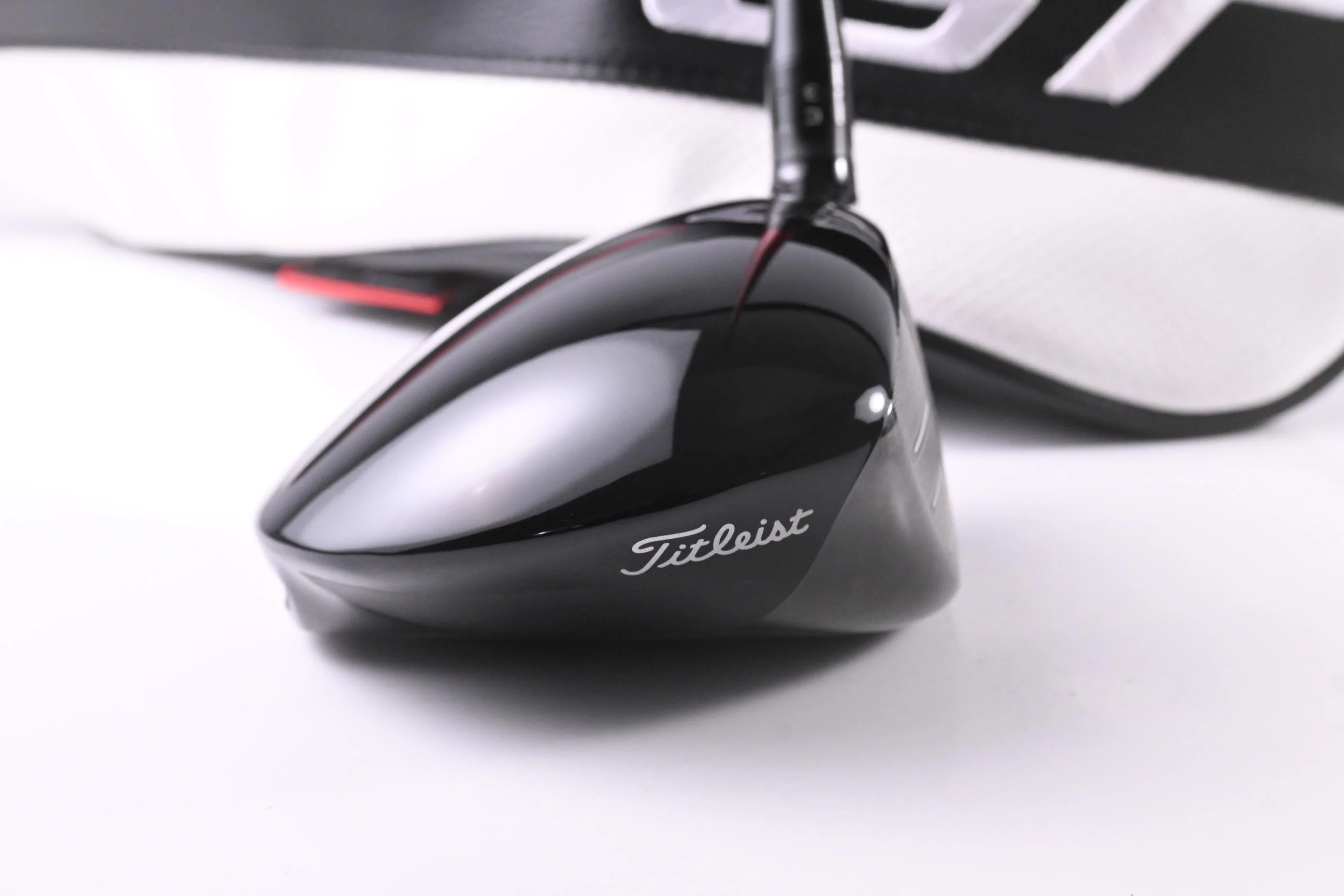 Titleist GT4 Driver / 9 Degree / Stiff Flex Project X Denali Red 50 Shaft - Image 3