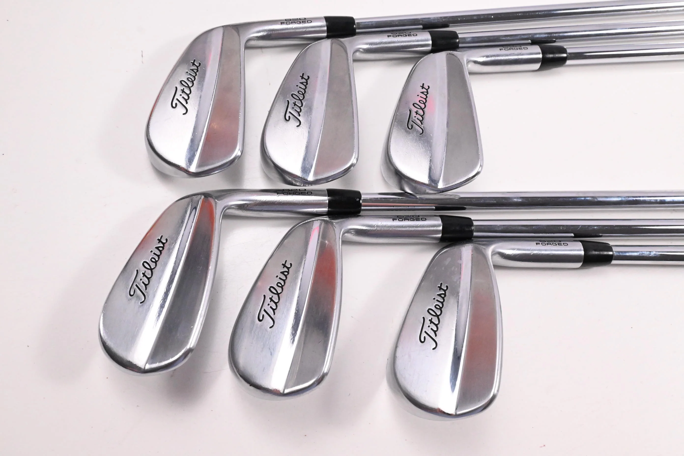 Titleist MB 620 Irons / 5-PW / Stiff Flex Dynamic Gold S400 Shafts - Image 2