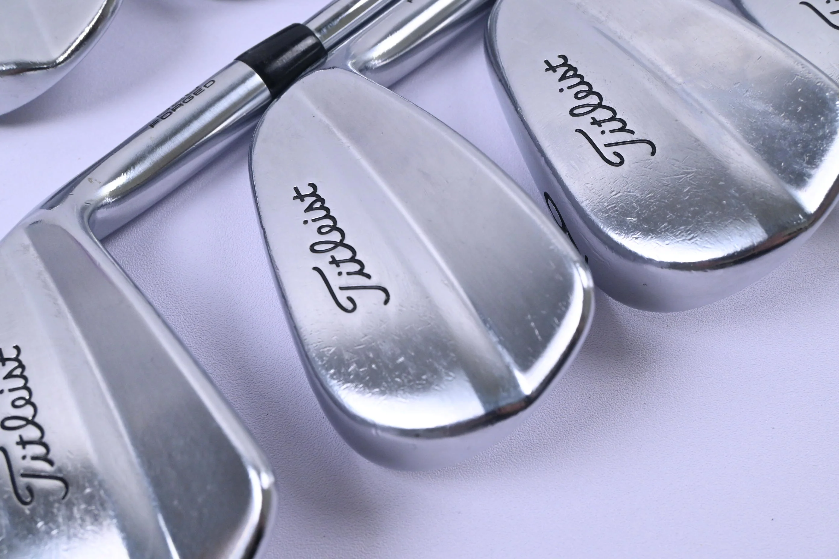 Titleist MB 620 Irons / 4-PW / Stiff Flex Project X Rifle Shafts
