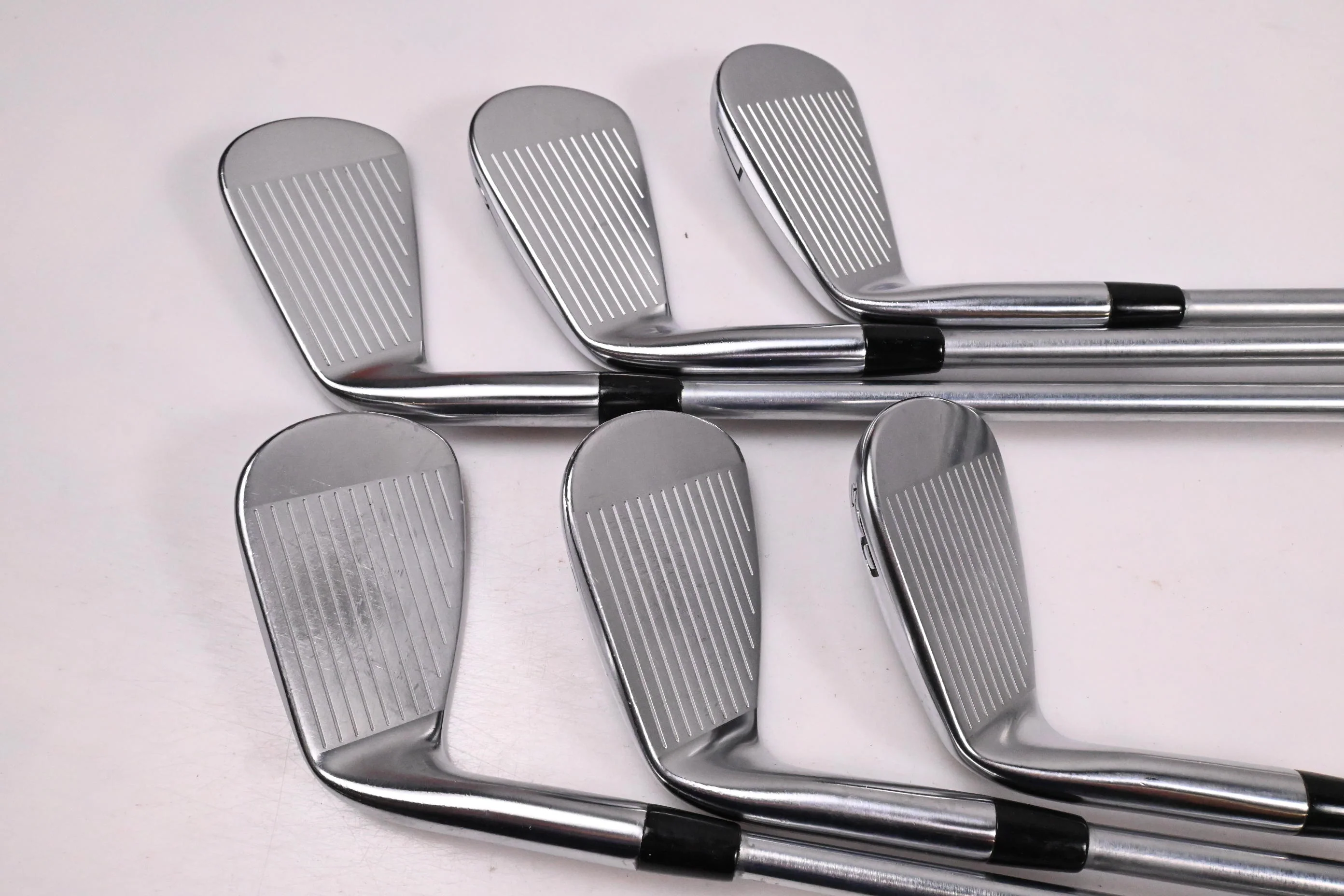 Titleist MB 620 Irons / 5-PW / Stiff Flex Project X IO 120 Shafts - Image 3