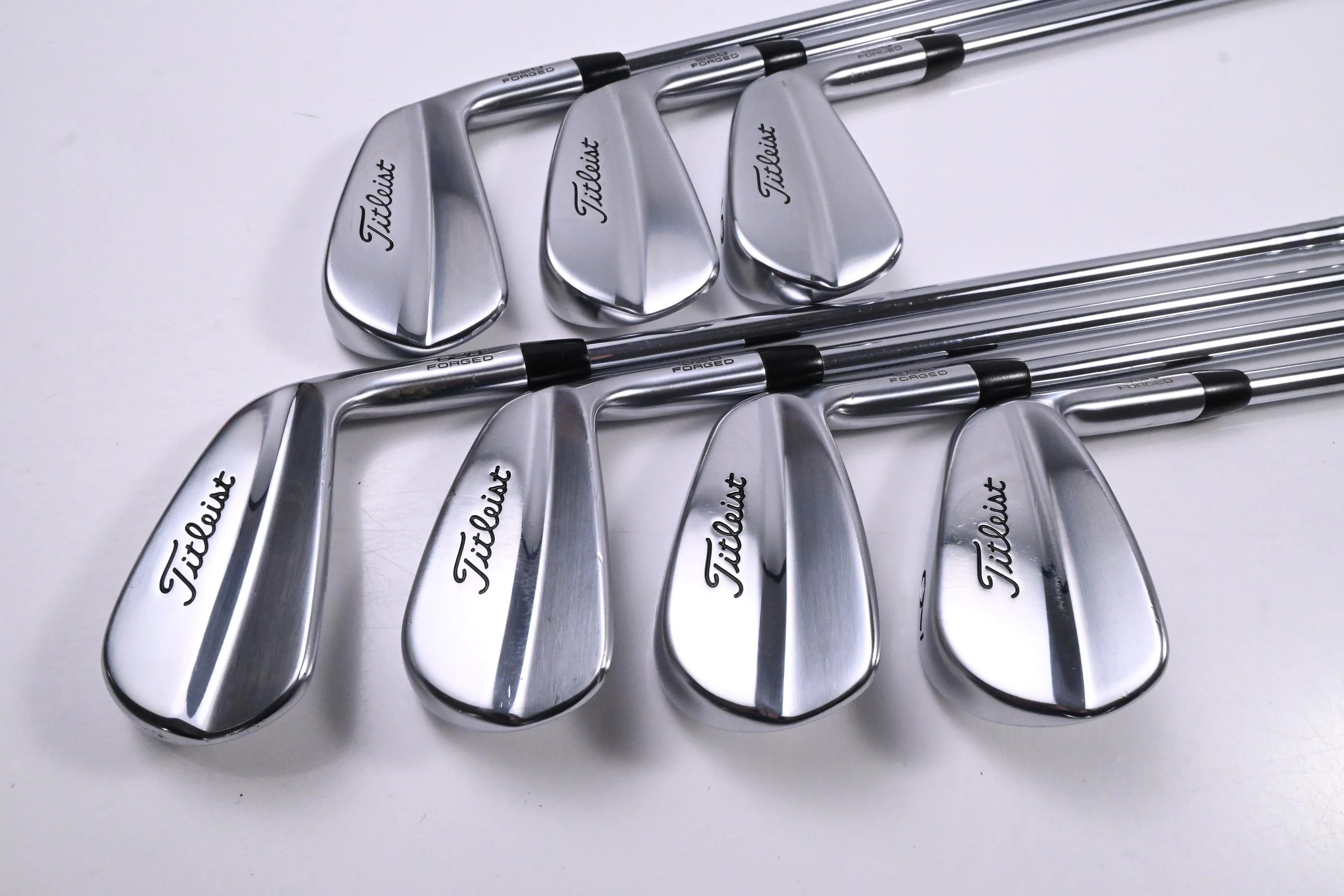 Titleist MB 620 Irons / 3-9i / Stiff Flex AMT Black S300 Shafts - Image 2