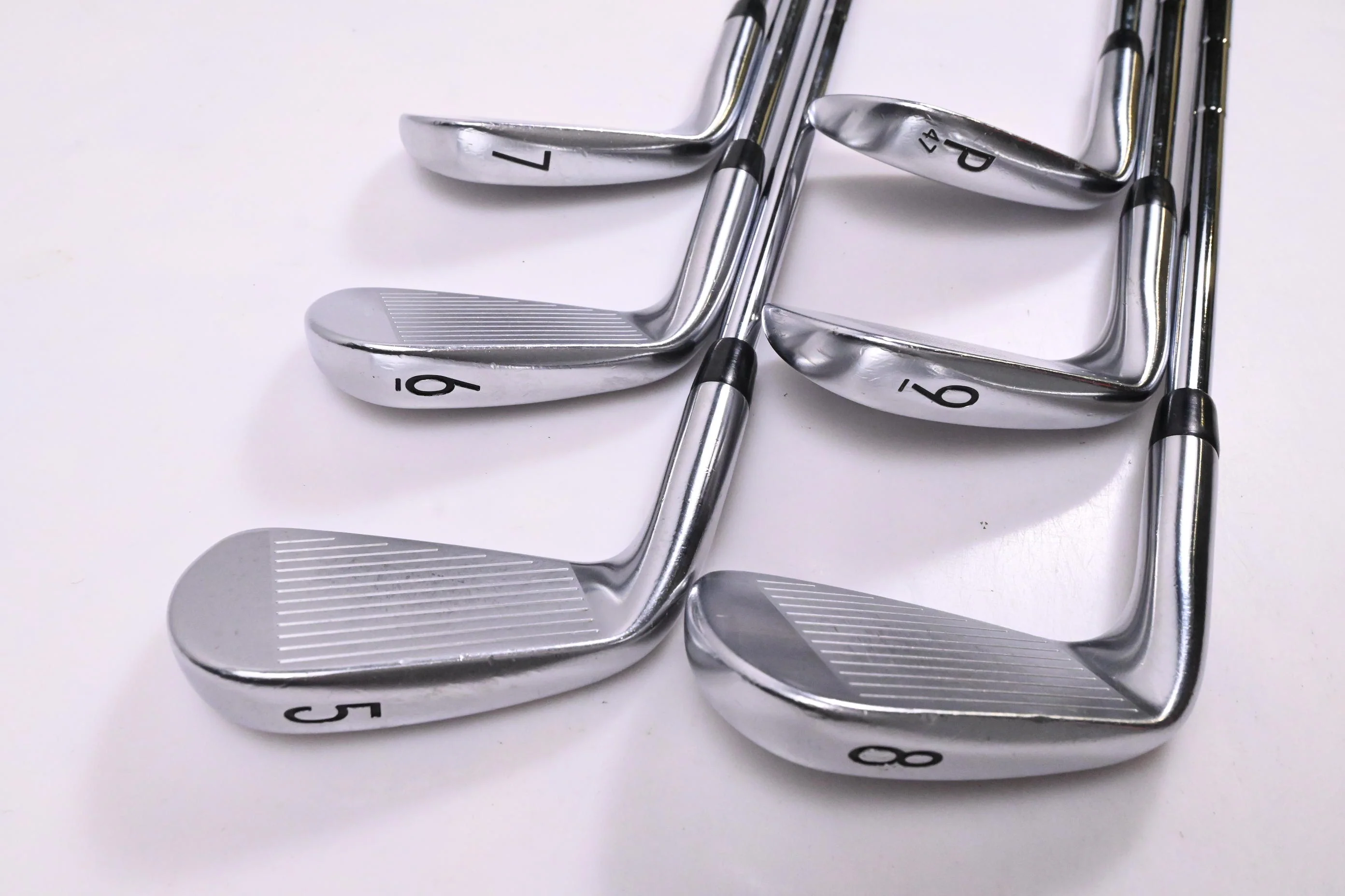 Titleist MB 620 Irons / 5-PW / X-Flex Steel Shafts - Image 4