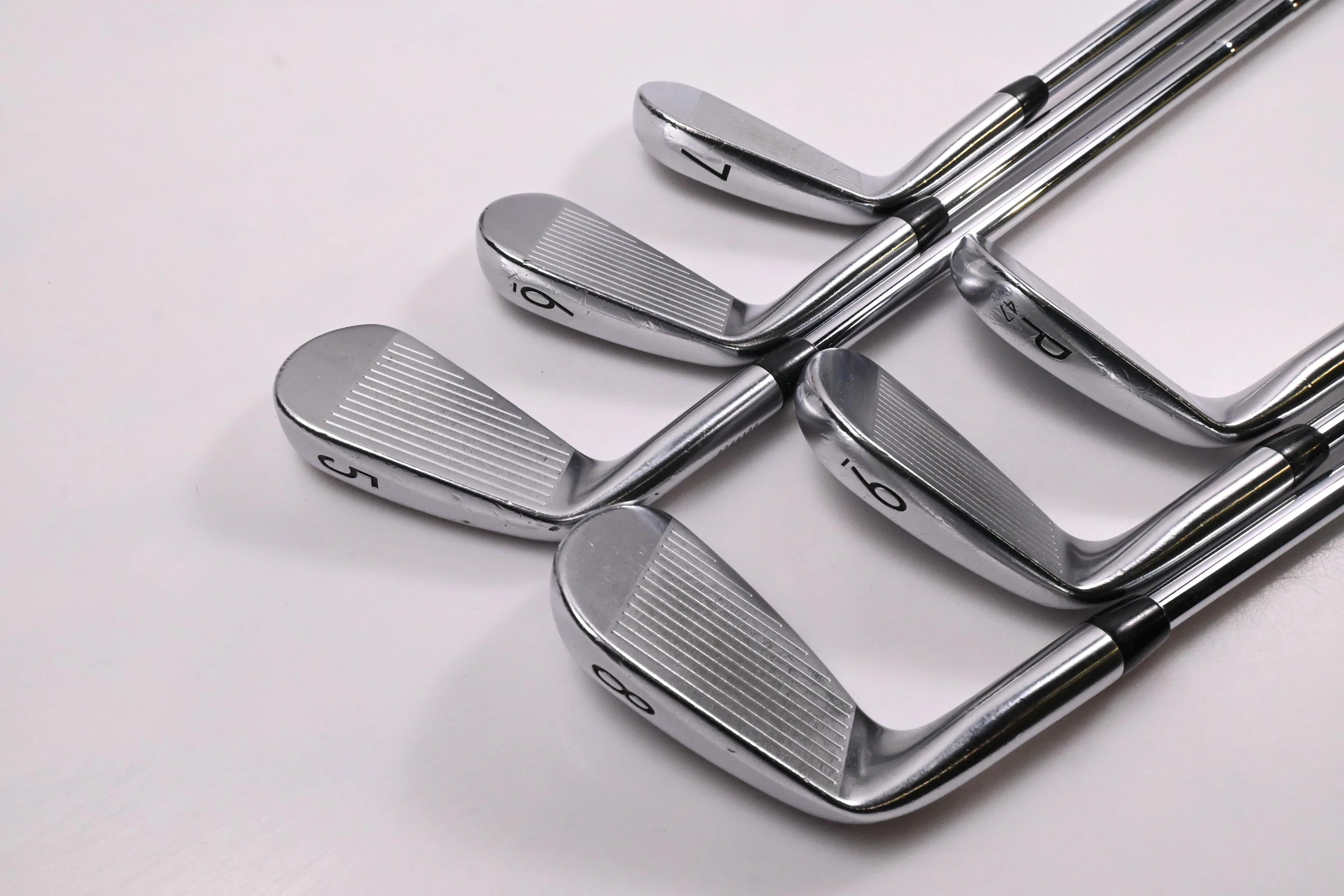 Titleist MB 620 Irons / 5-PW / Stiff Flex AMT Tour White S300 Shafts - Image 4