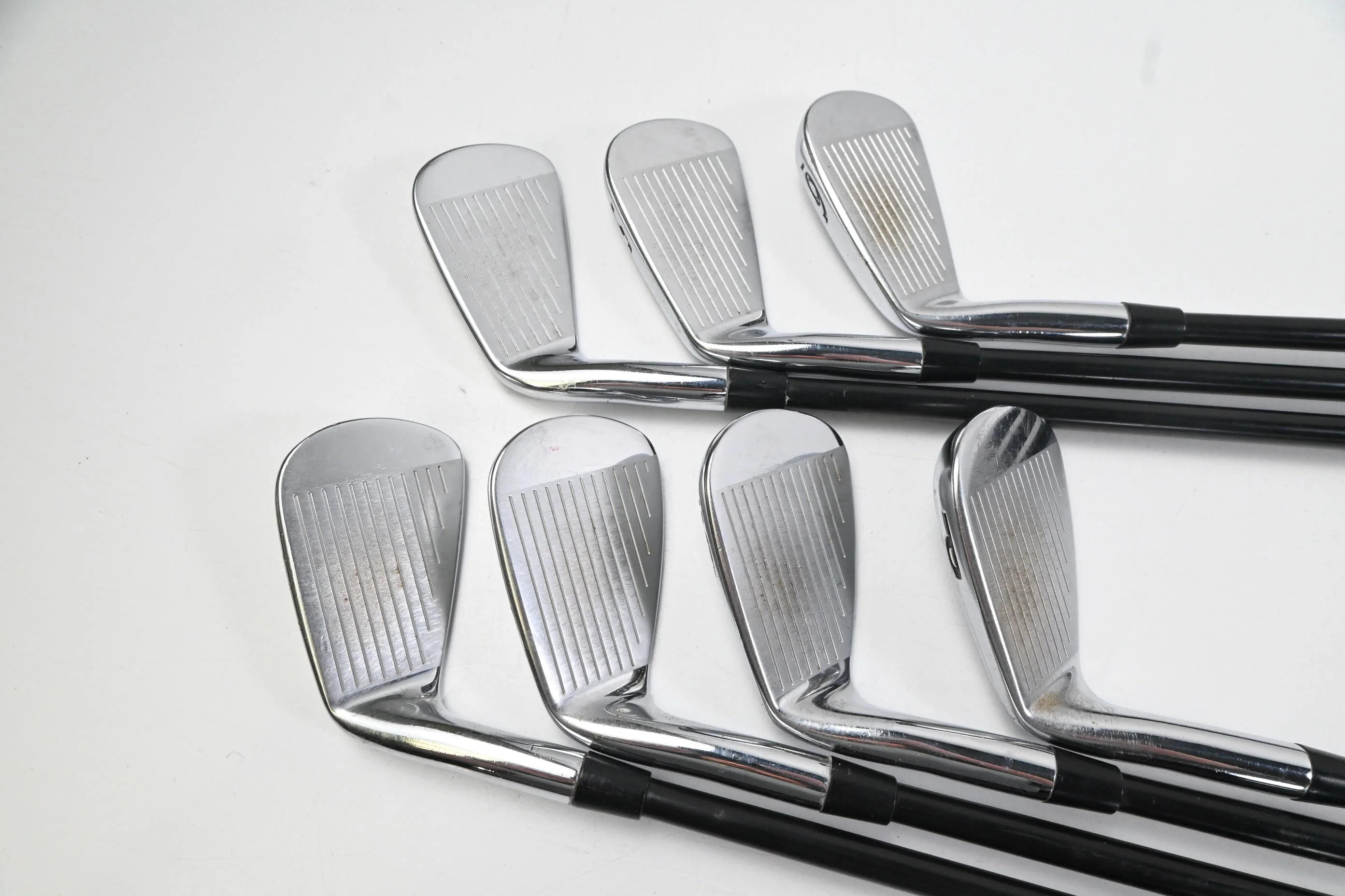 Titleist MB 710 Irons / 4-PW / Stiff Flex Project X LZ Black Steel Shafts - Image 3