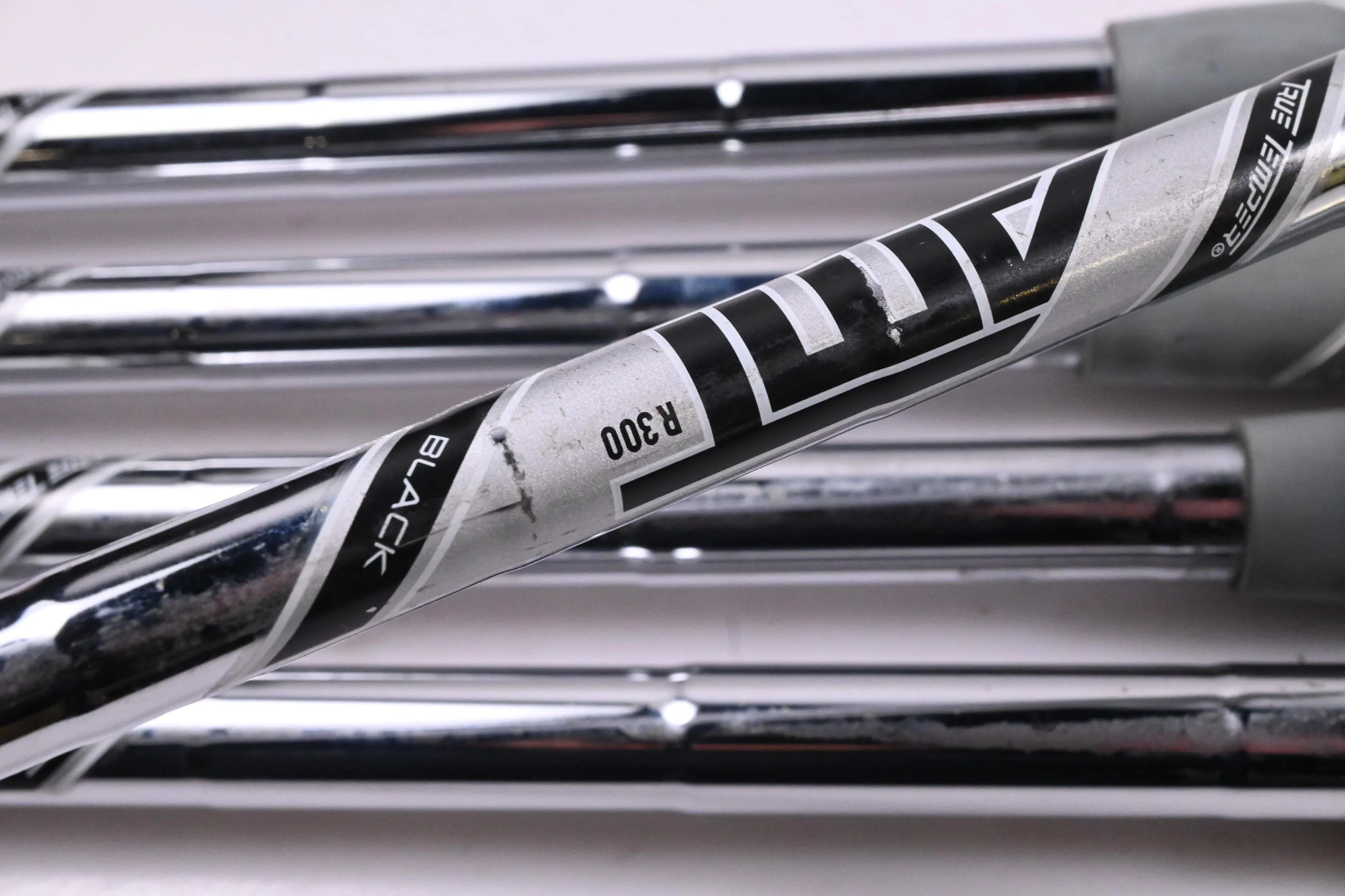 Titleist T100 2019 Irons / 6-PW / Regular Flex AMT Black R300 Shafts - Image 5