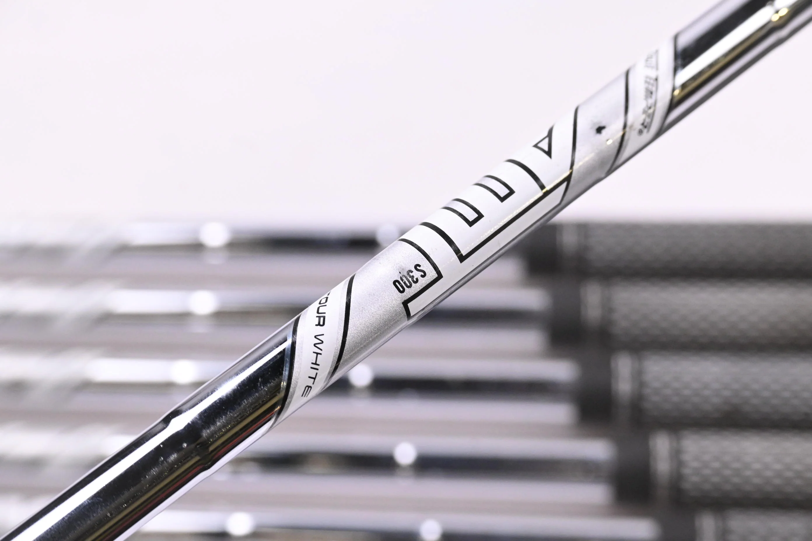 Titleist T100 2019 Irons / 4-PW+50° / Stiff Flex AMT Tour White S300 Shafts - Image 5
