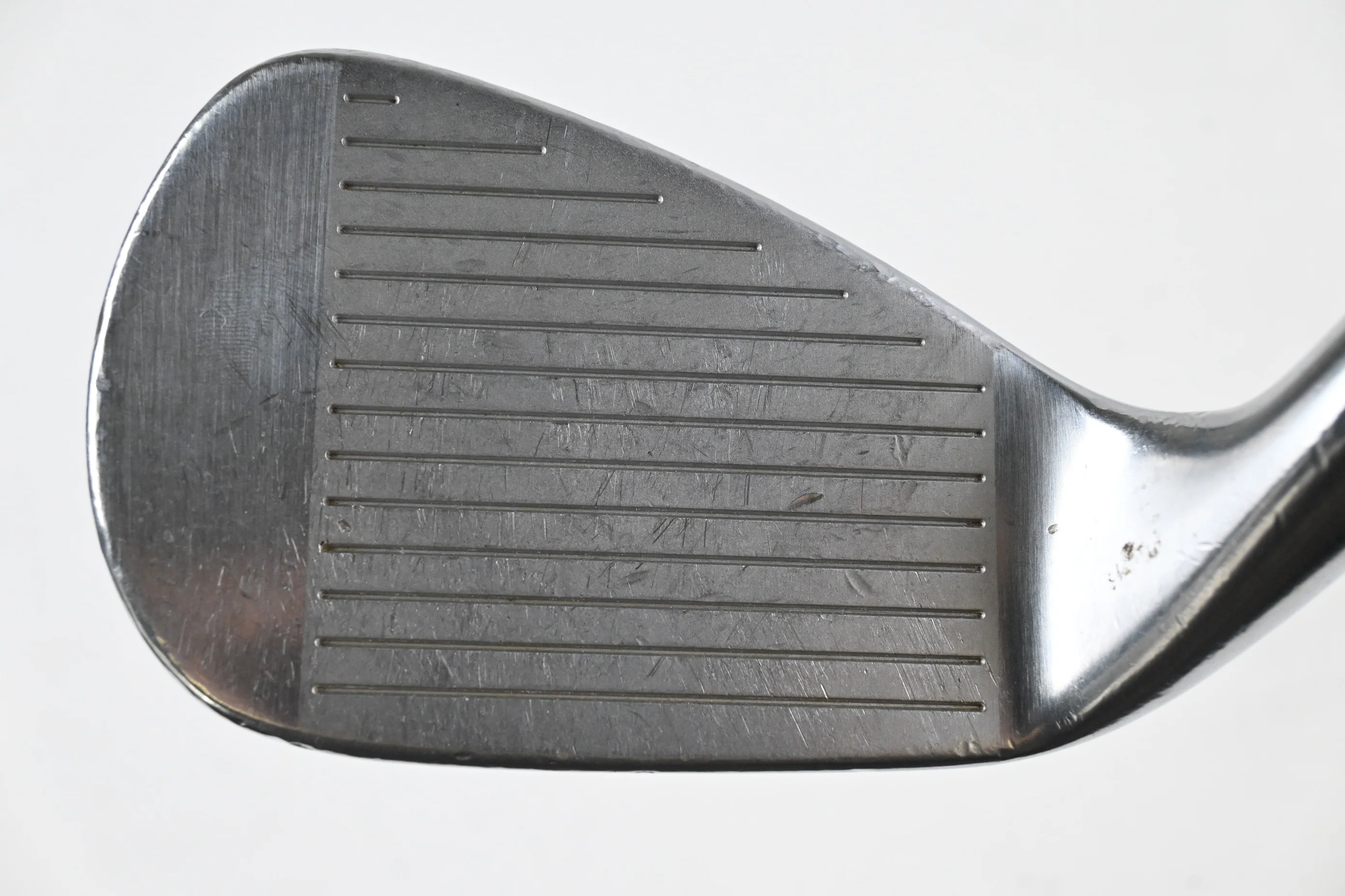 Titleist T100 2019 Pitching Wedge / 46 Degree / Stiff Flex AMT Tour White S300 - Image 2