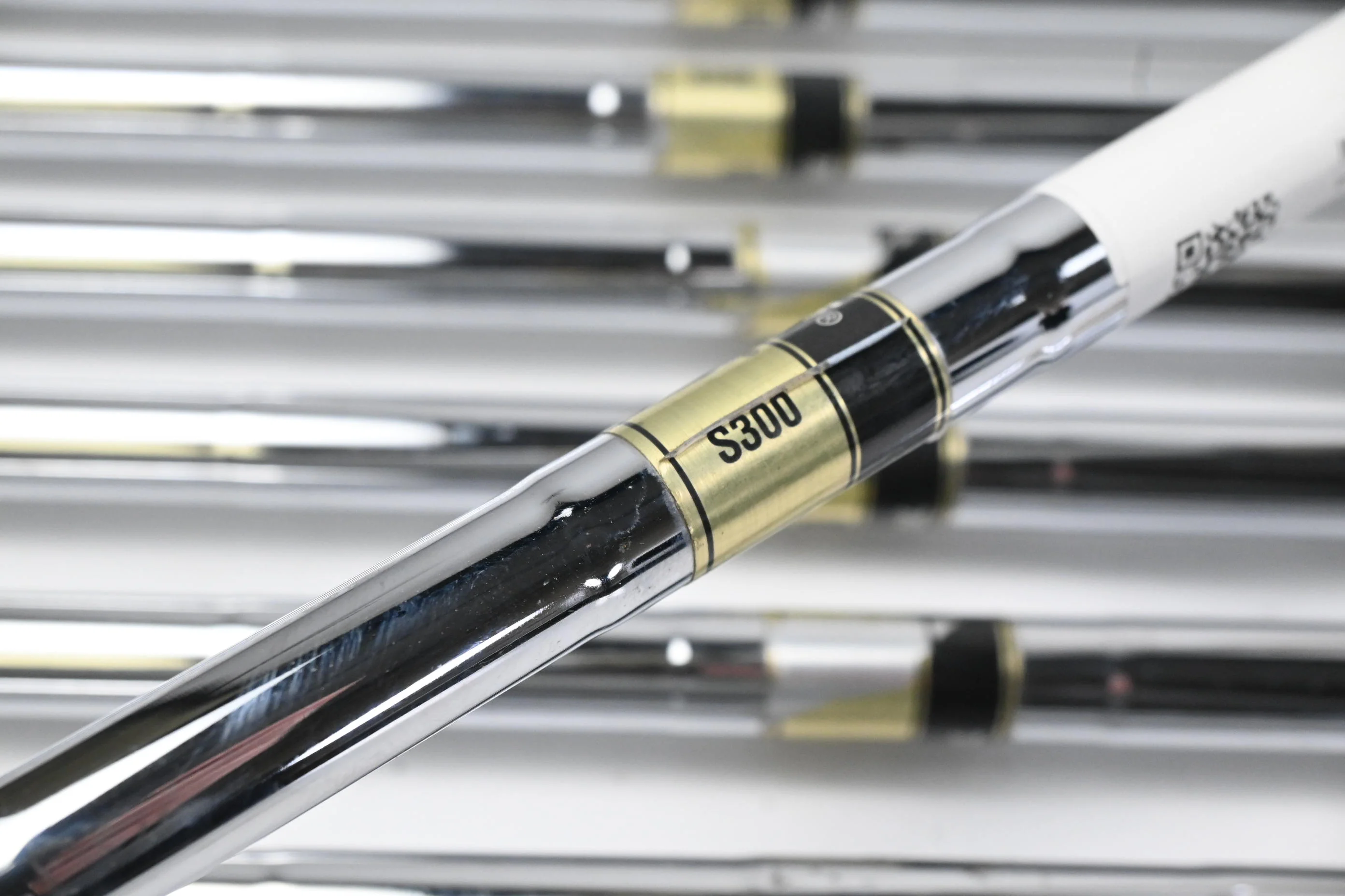 Titleist T100 S 2019 Irons / 4-PW / Stiff Flex Dynamic Gold S300 Shafts - Image 5