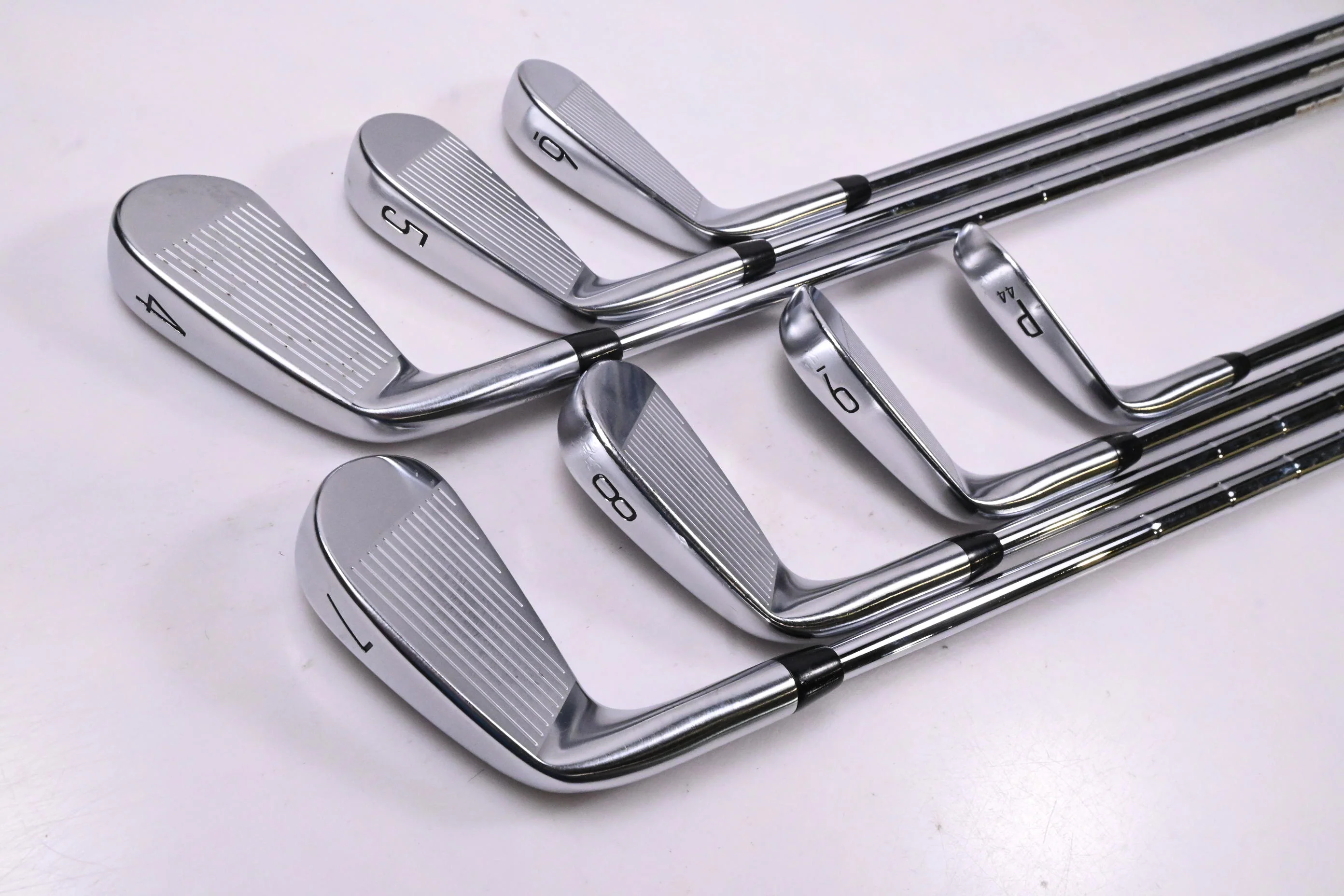 Titleist T150 2023 Irons / 4-PW / X-Flex Dynamic Gold 120 X100 Shafts - Image 4