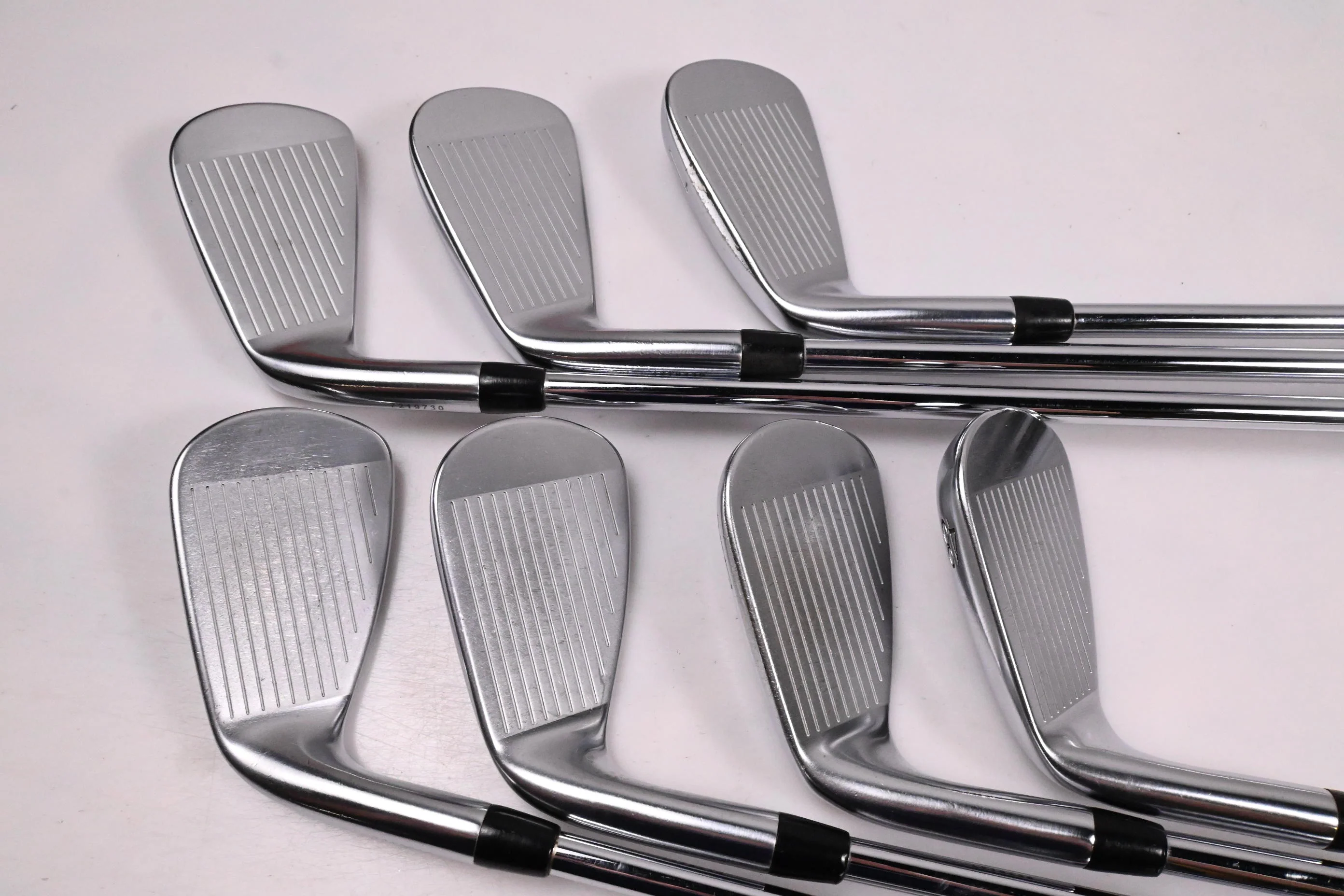 Titleist T200 2019 Irons / 5-PW+48° / Stiff Flex AMT Black S300 Shafts - Image 3