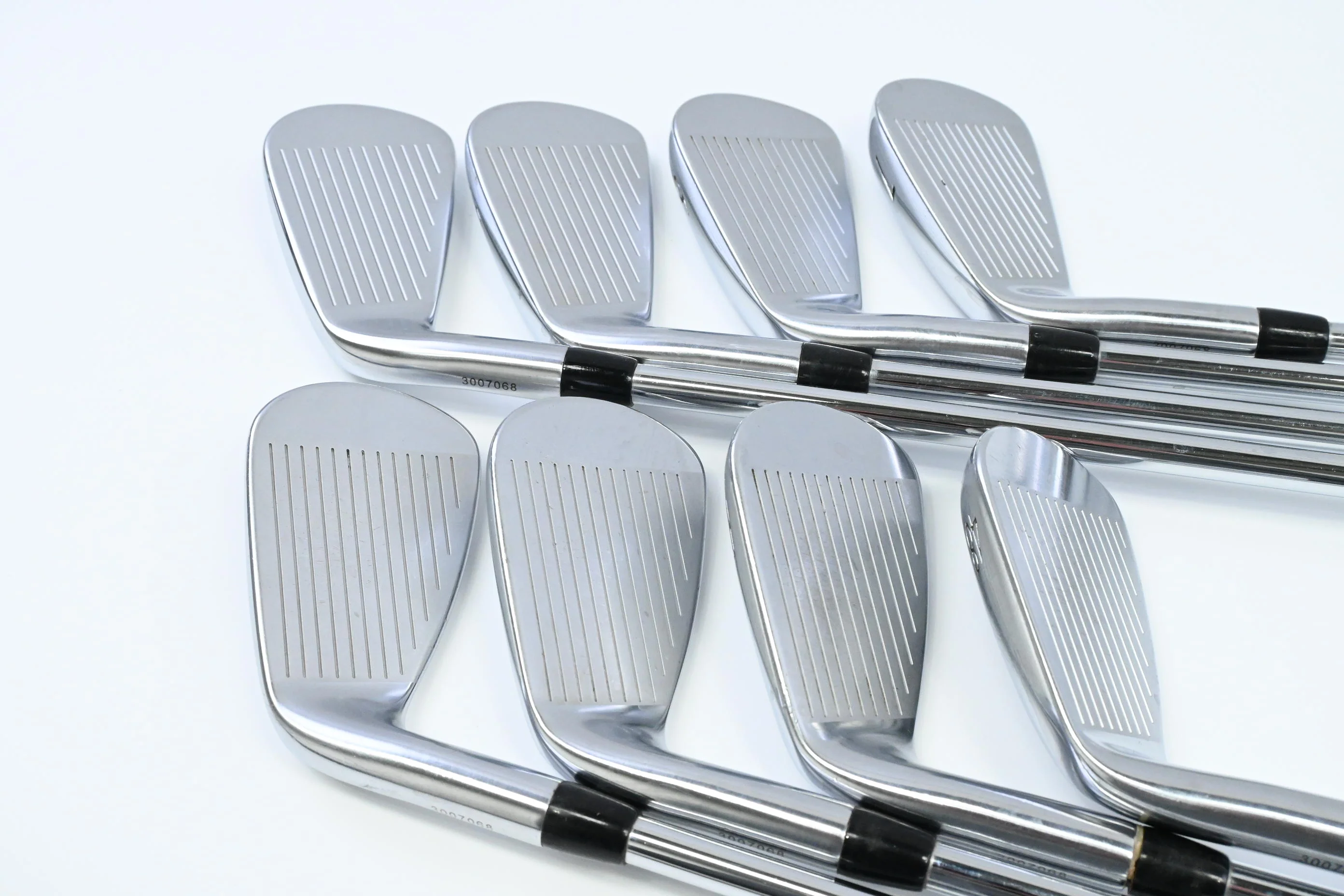 Titleist T200 2019 Irons / 4-PW+48° / Regular Flex AMT Black R300 Shafts - Image 3