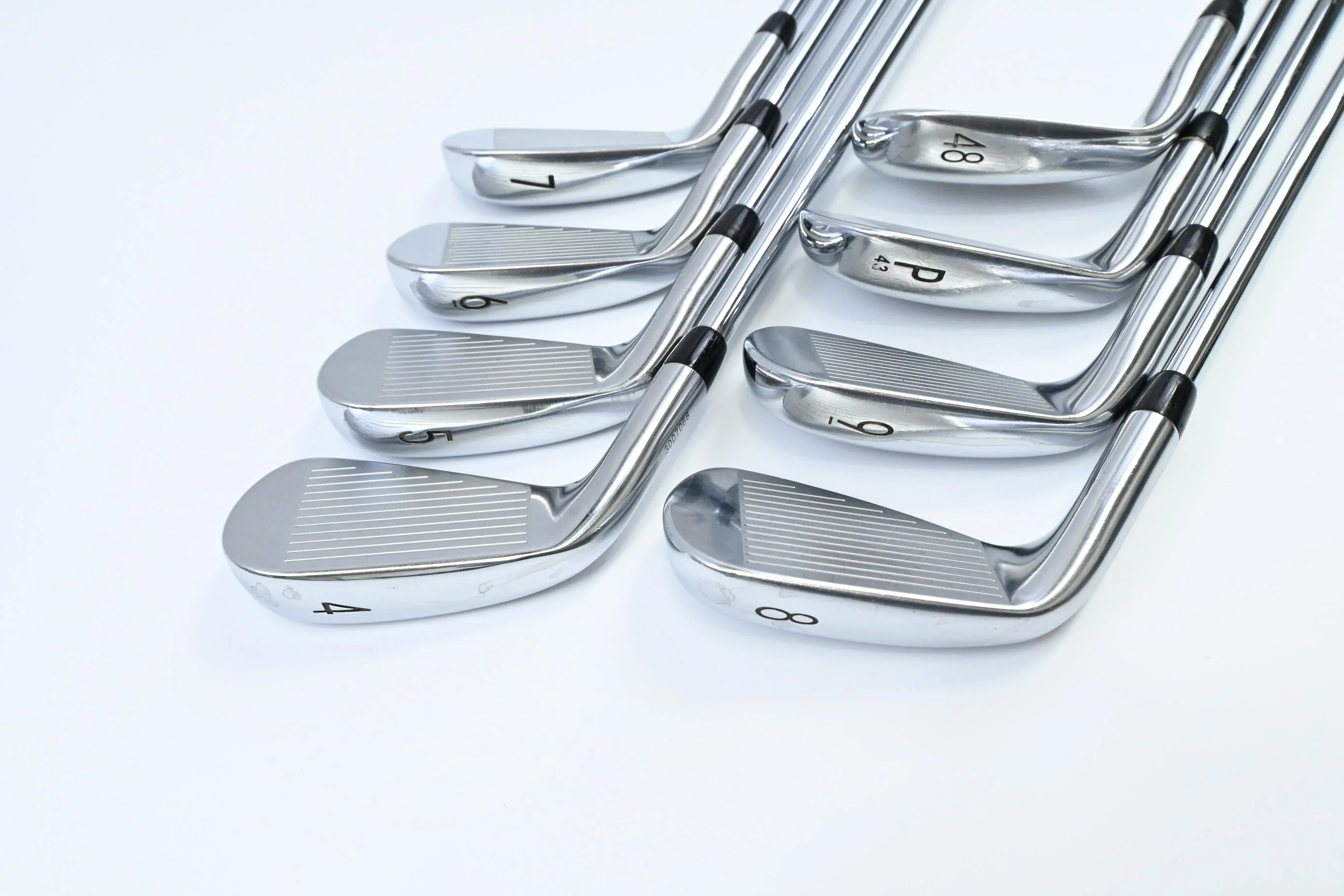 Titleist T200 2019 Irons / 4-PW+48° / Regular Flex AMT Black R300 Shafts - Image 4