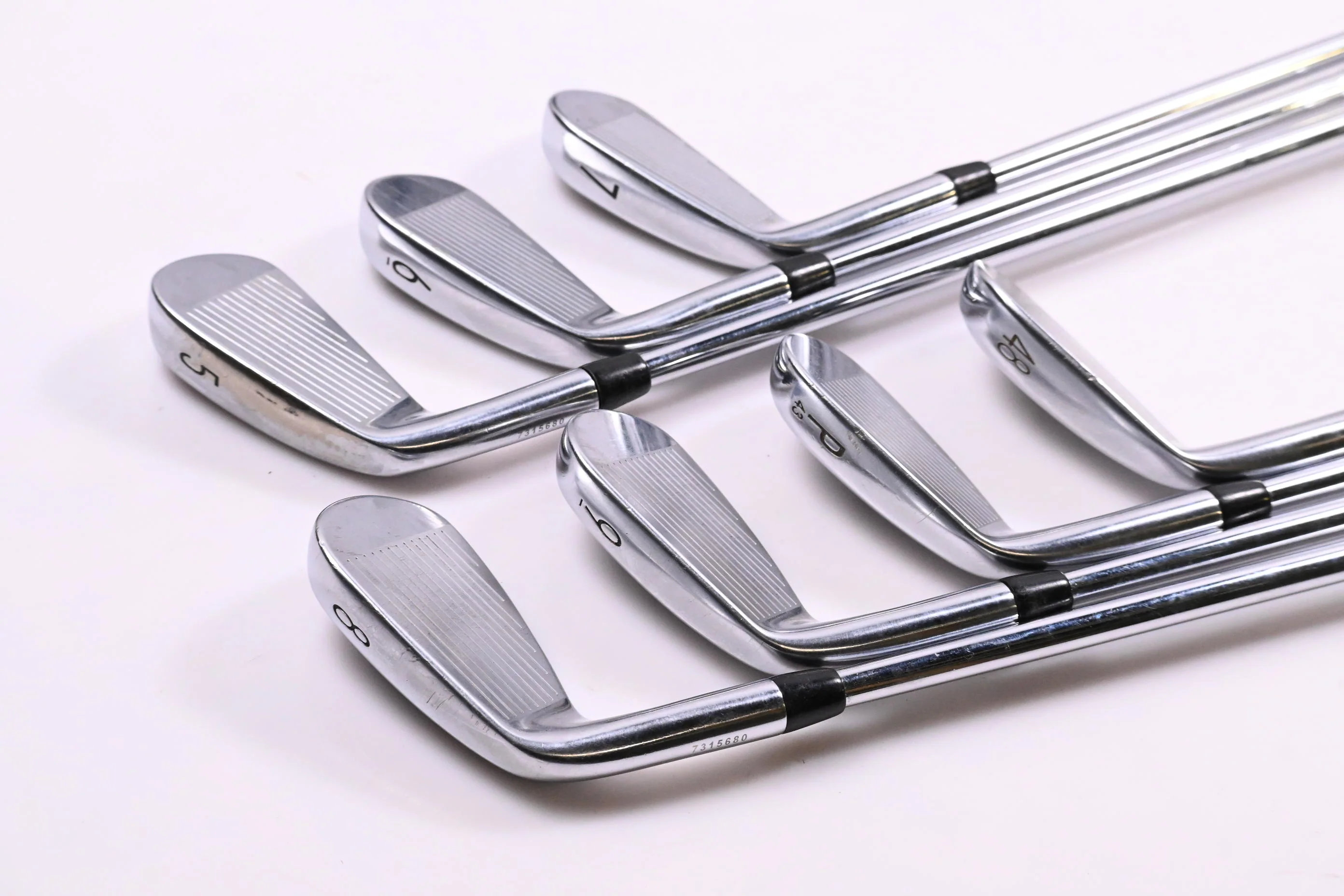 Titleist T200 2019 Irons / 5-PW+48° / Stiff Flex AMT Tour White S300 Shafts - Image 4