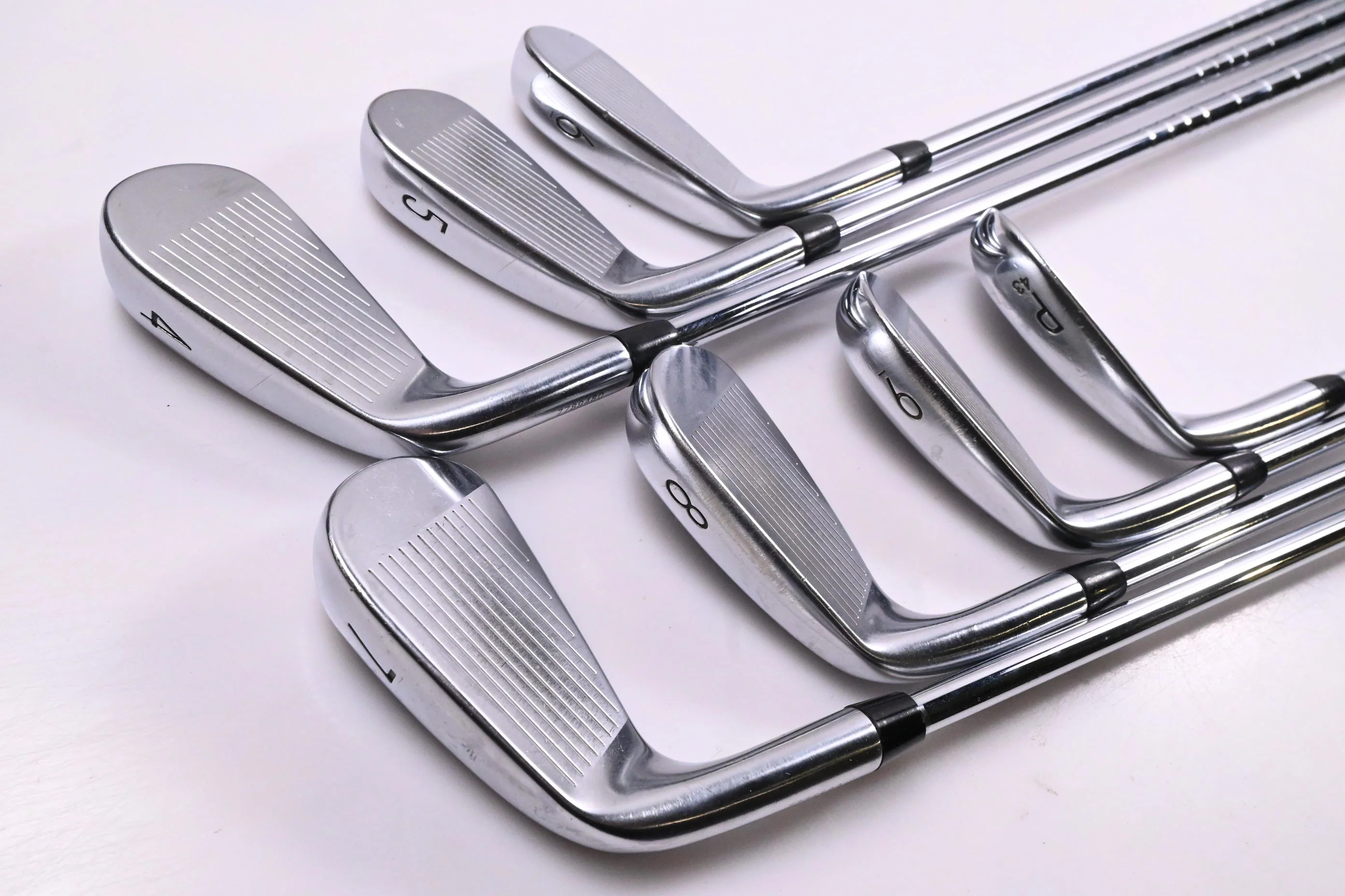 Titleist T200 2019 Irons / 4-PW / Stiff Flex AMT Red S300 Shafts - Image 4