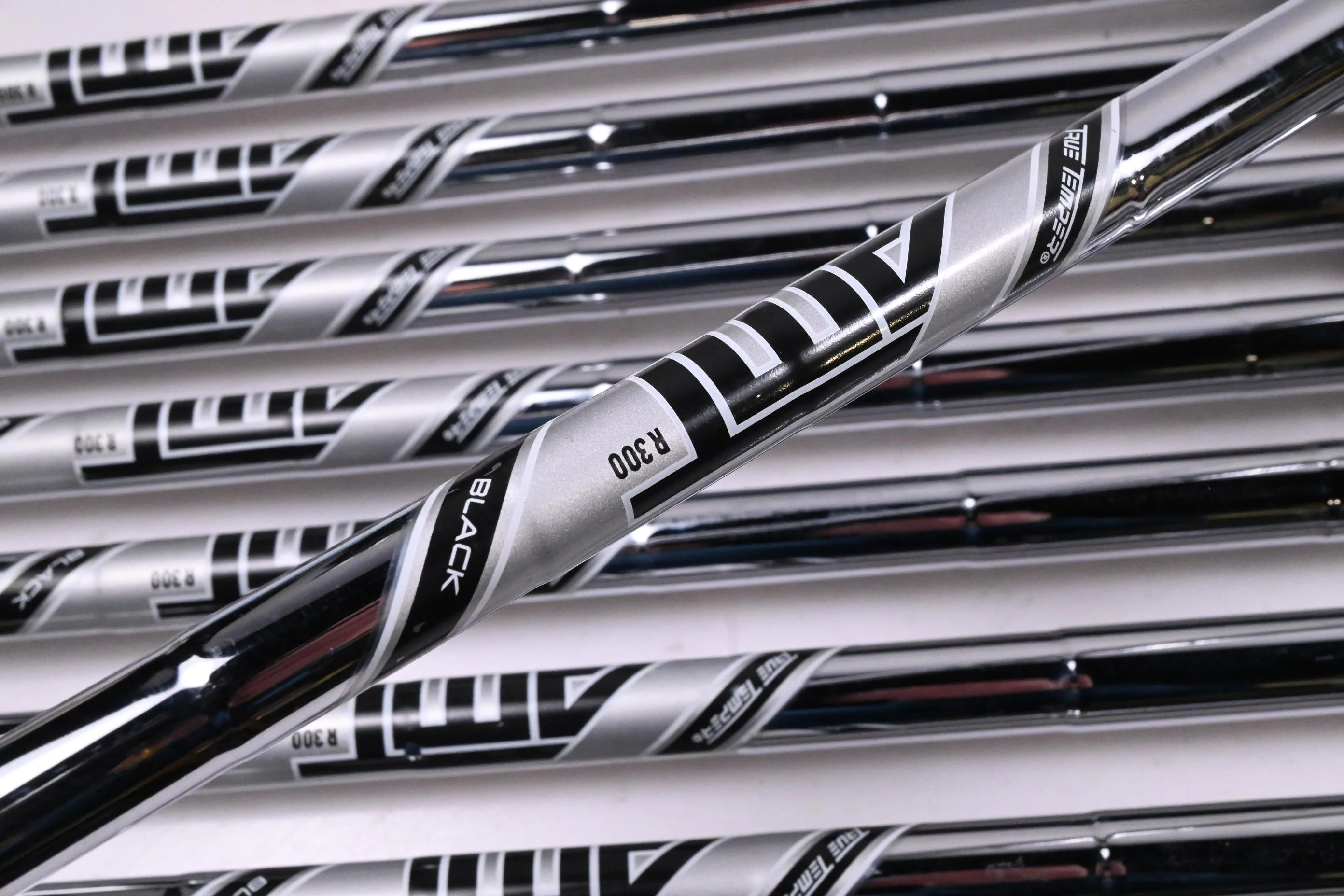Titleist T200 2021 Irons / 5-PW / X-Flex AMT Tour White X100 Shafts - Image 5