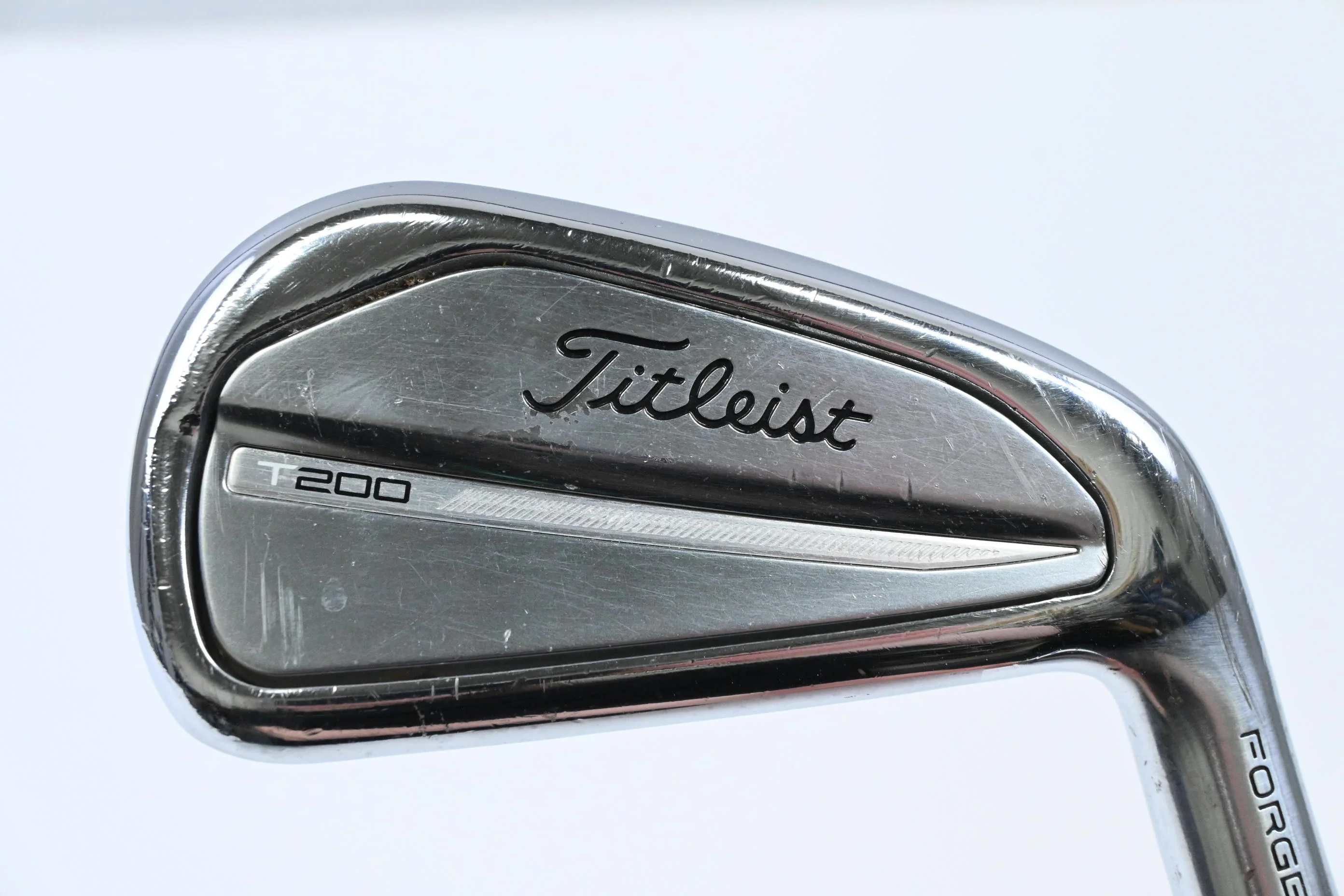 Titleist T200 2021 #6 Iron / 28 Degree / Regular Flex AMT Black R300 Shaft
