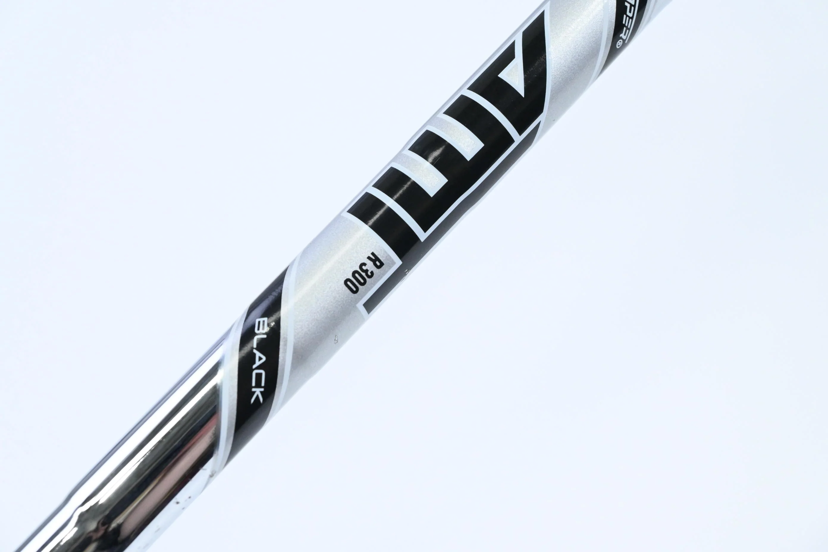 Titleist T200 2021 #6 Iron / 28 Degree / Regular Flex AMT Black R300 Shaft - Image 4