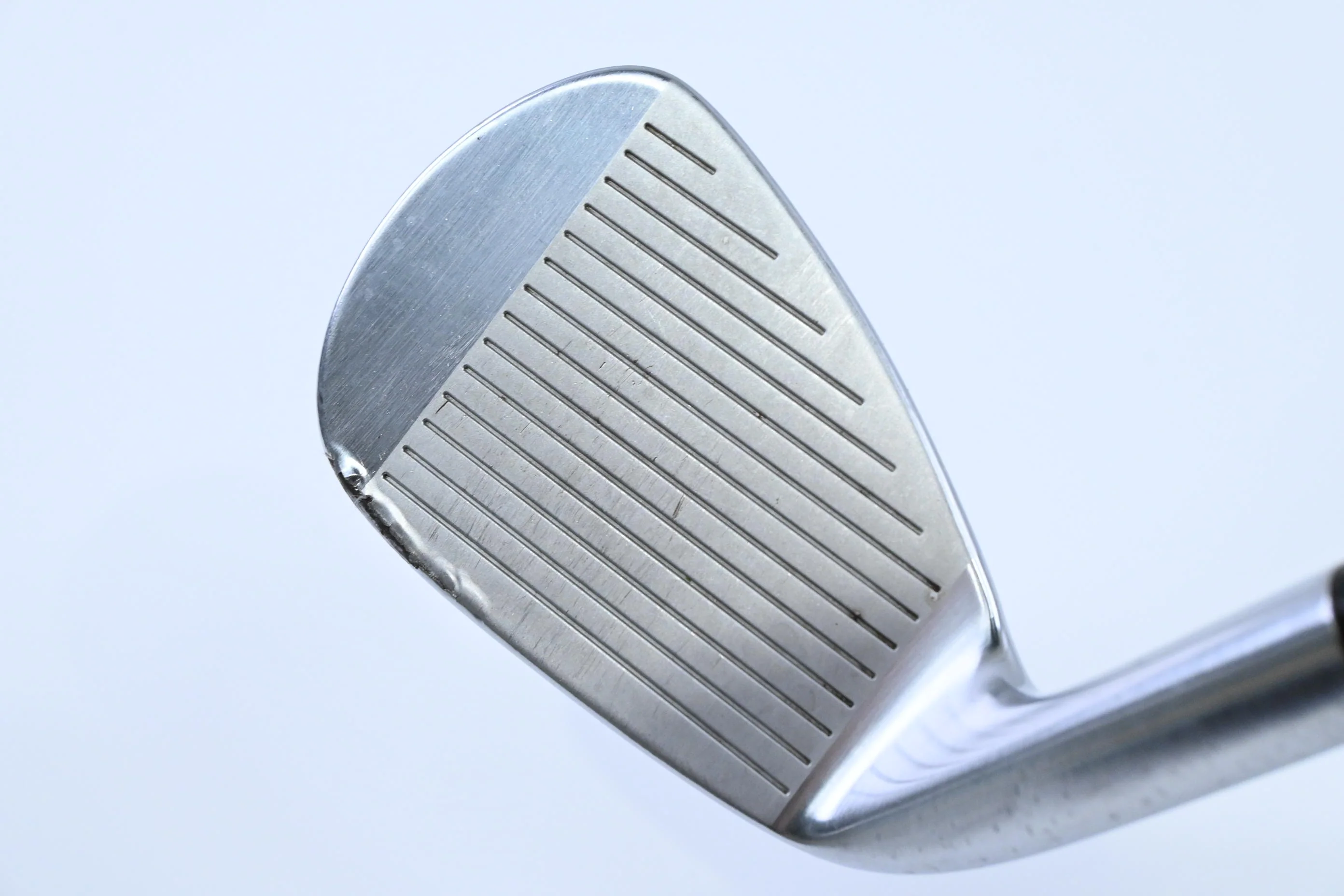Titleist T200 2021 #9 Iron / 39 Degree / Regular Flex True Temper AMT R300 Red - Image 2